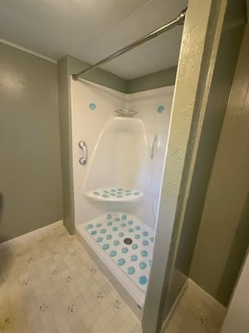 Mobile Home at 6 Willow Circle, Brimfield MA 01010, photo 8 of 15