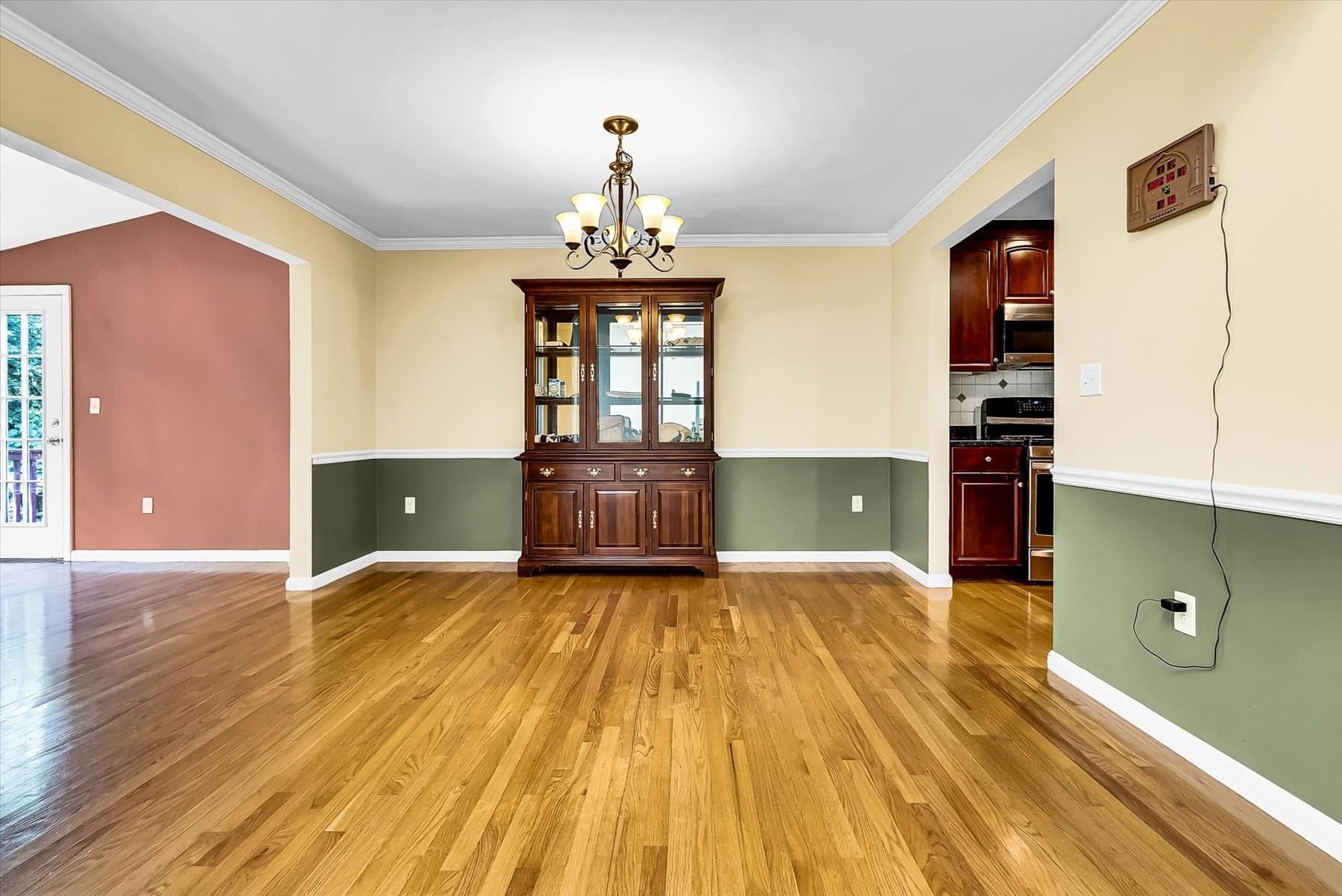 Attached (Townhouse/Rowhouse/Duplex) at 8 Paxton Ct # 8, Grafton MA 01536, photo 6 of 41