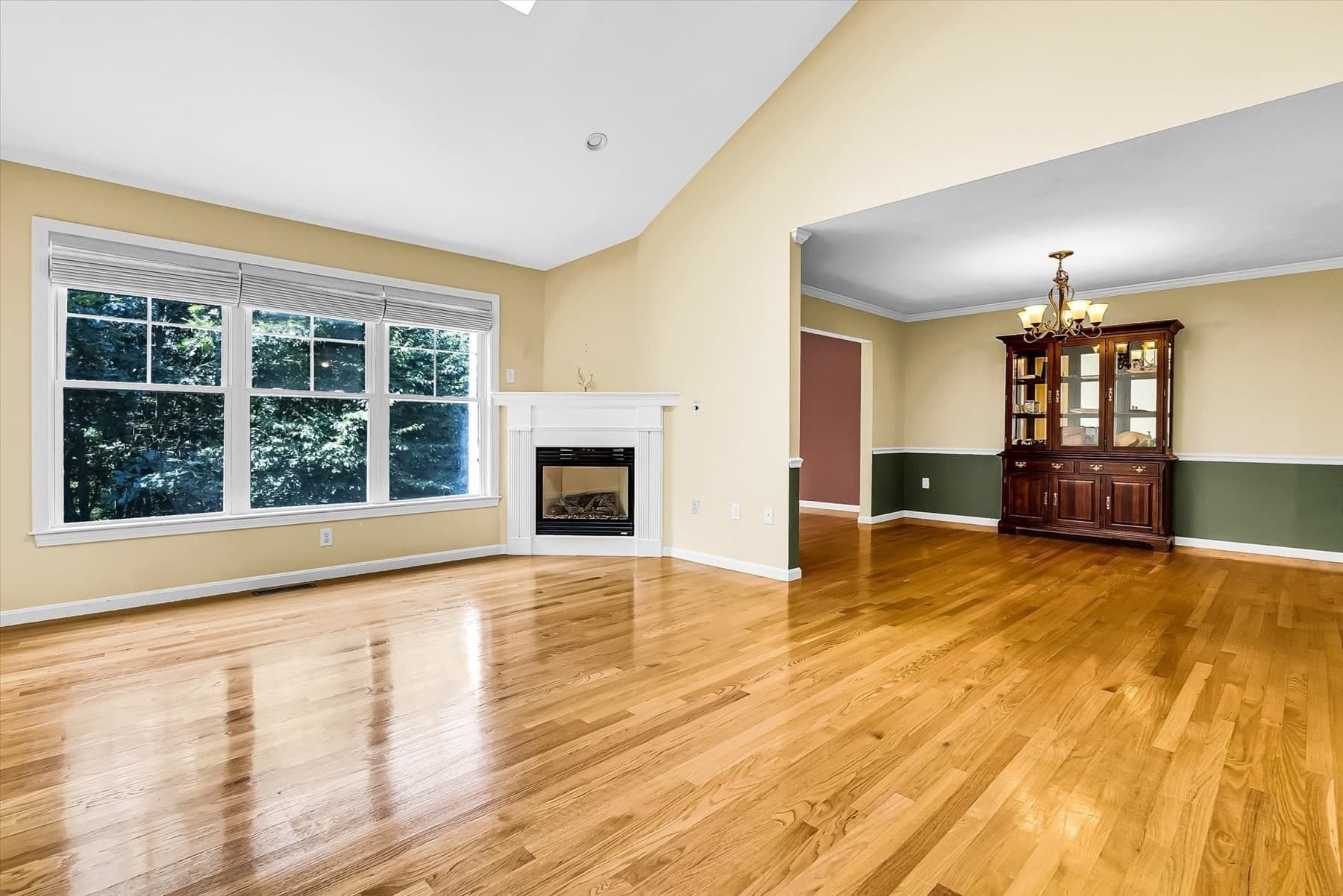 Attached (Townhouse/Rowhouse/Duplex) at 8 Paxton Ct # 8, Grafton MA 01536, photo 16 of 41