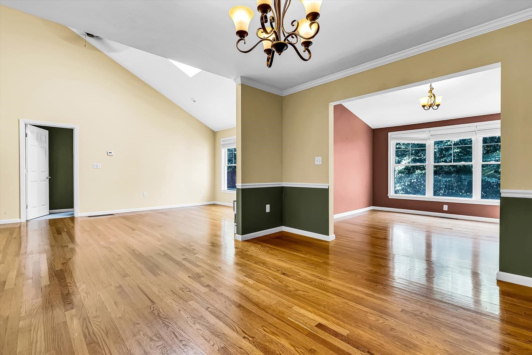 Attached (Townhouse/Rowhouse/Duplex) at 8 Paxton Ct # 8, Grafton MA 01536, photo 9 of 41