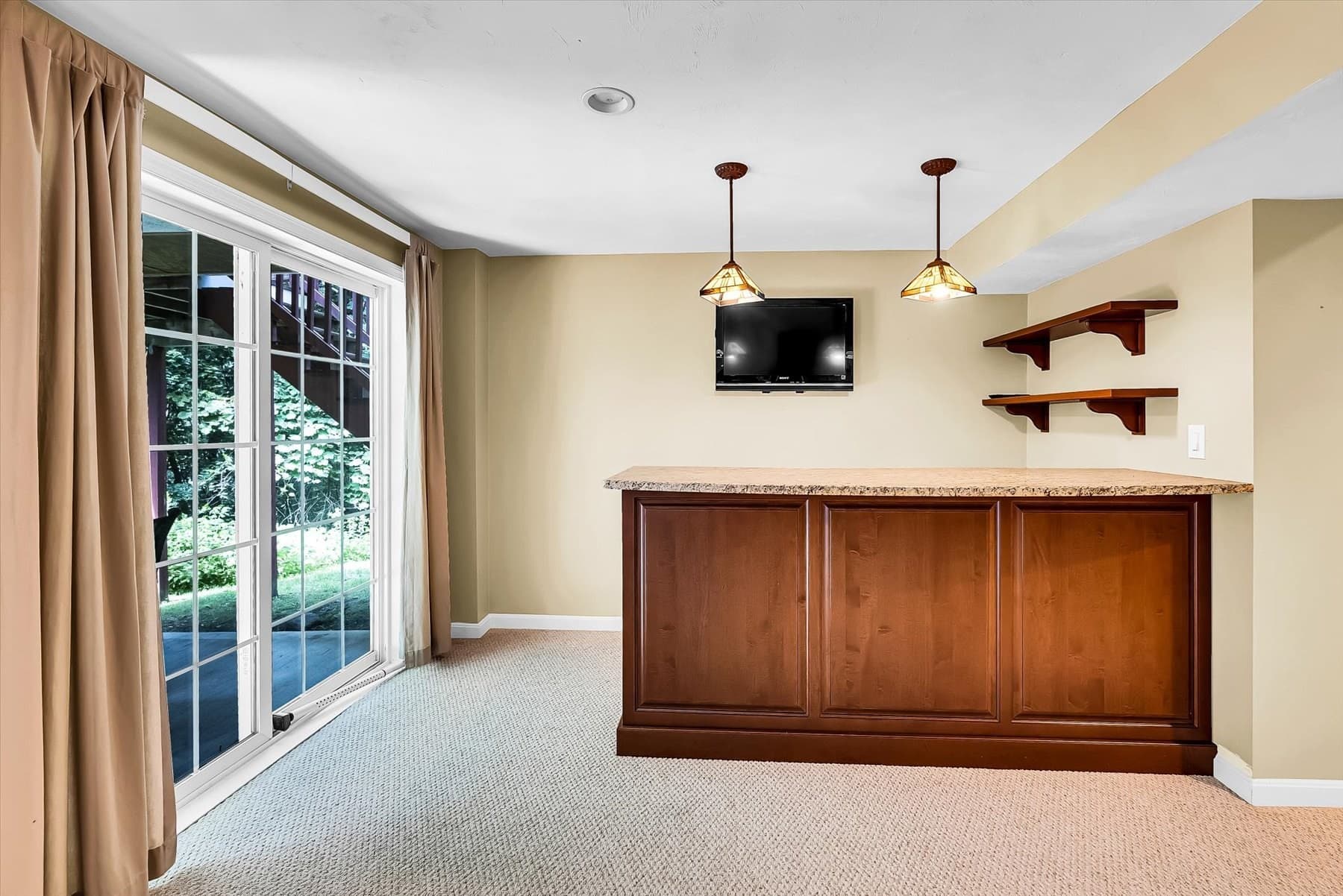 Attached (Townhouse/Rowhouse/Duplex) at 8 Paxton Ct # 8, Grafton MA 01536, photo 39 of 41