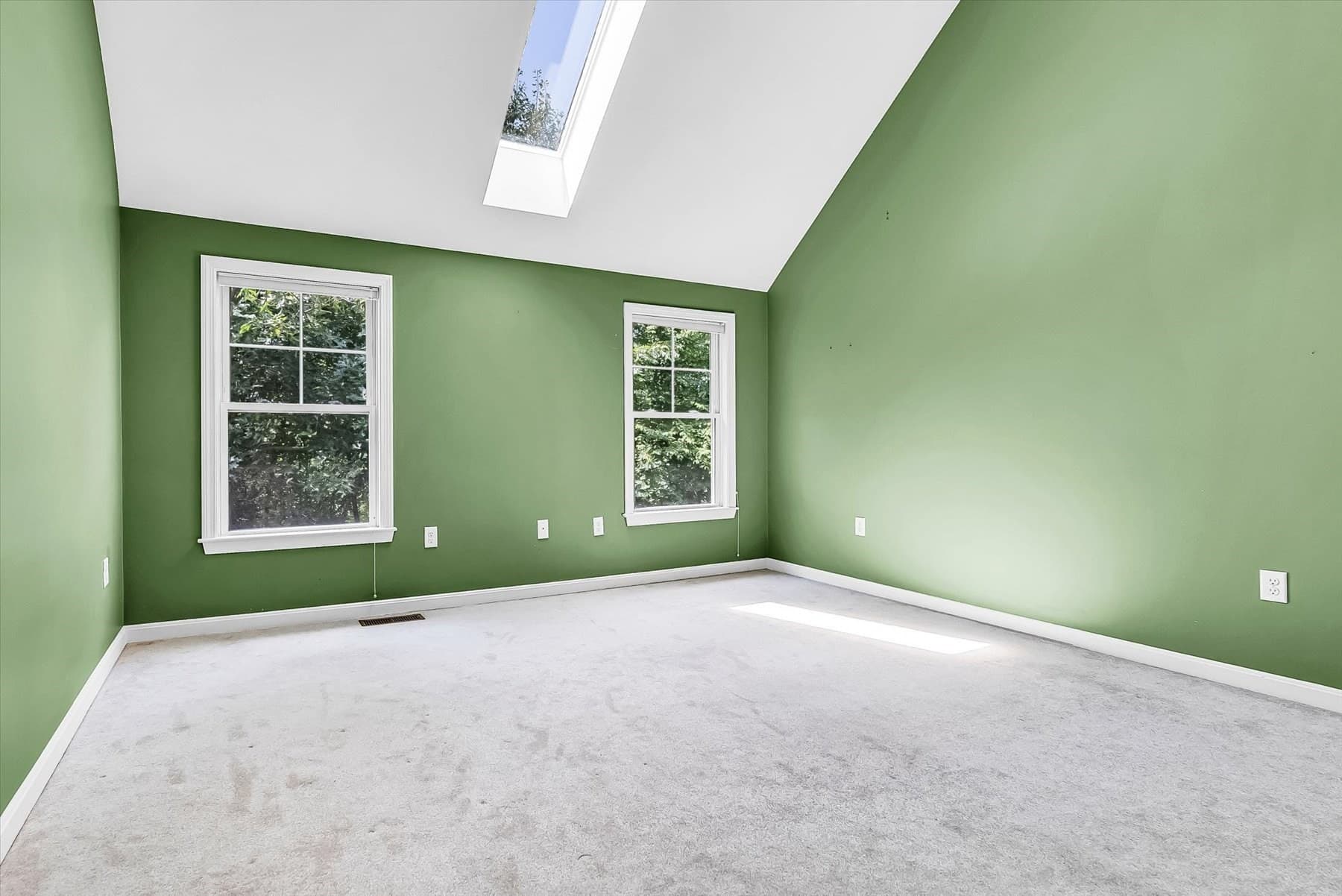 Attached (Townhouse/Rowhouse/Duplex) at 8 Paxton Ct # 8, Grafton MA 01536, photo 21 of 41
