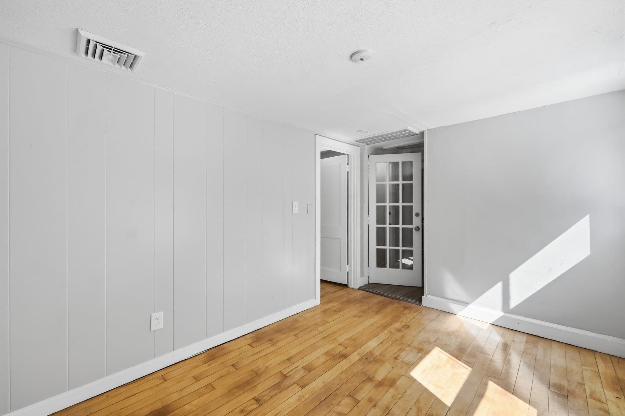 Multi Family at 814 College Hwy, Southwick MA 01077, photo 10 of 38