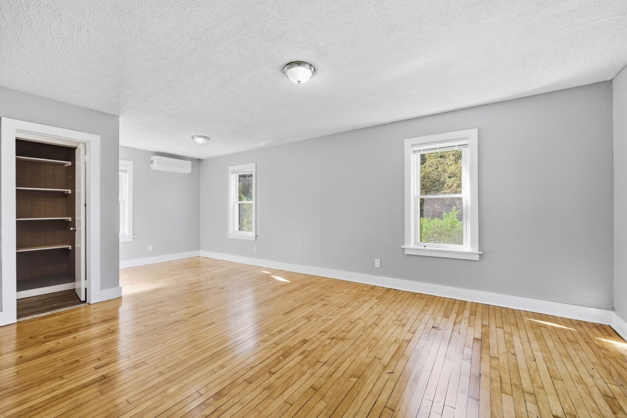 Multi Family at 814 College Hwy, Southwick MA 01077, photo 25 of 38