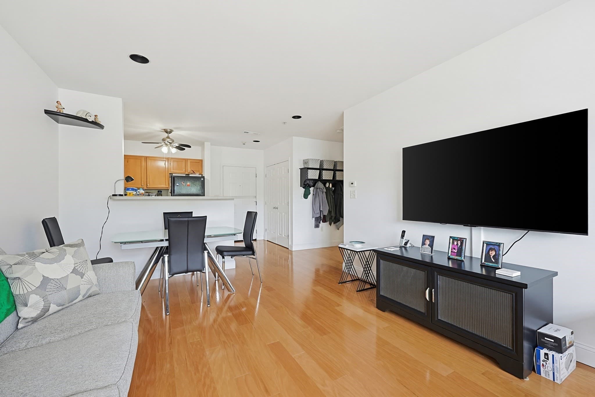 Condominium at 140 Railroad Ave # B111, Norwood MA 02062, Norwood, photo 13 of 29