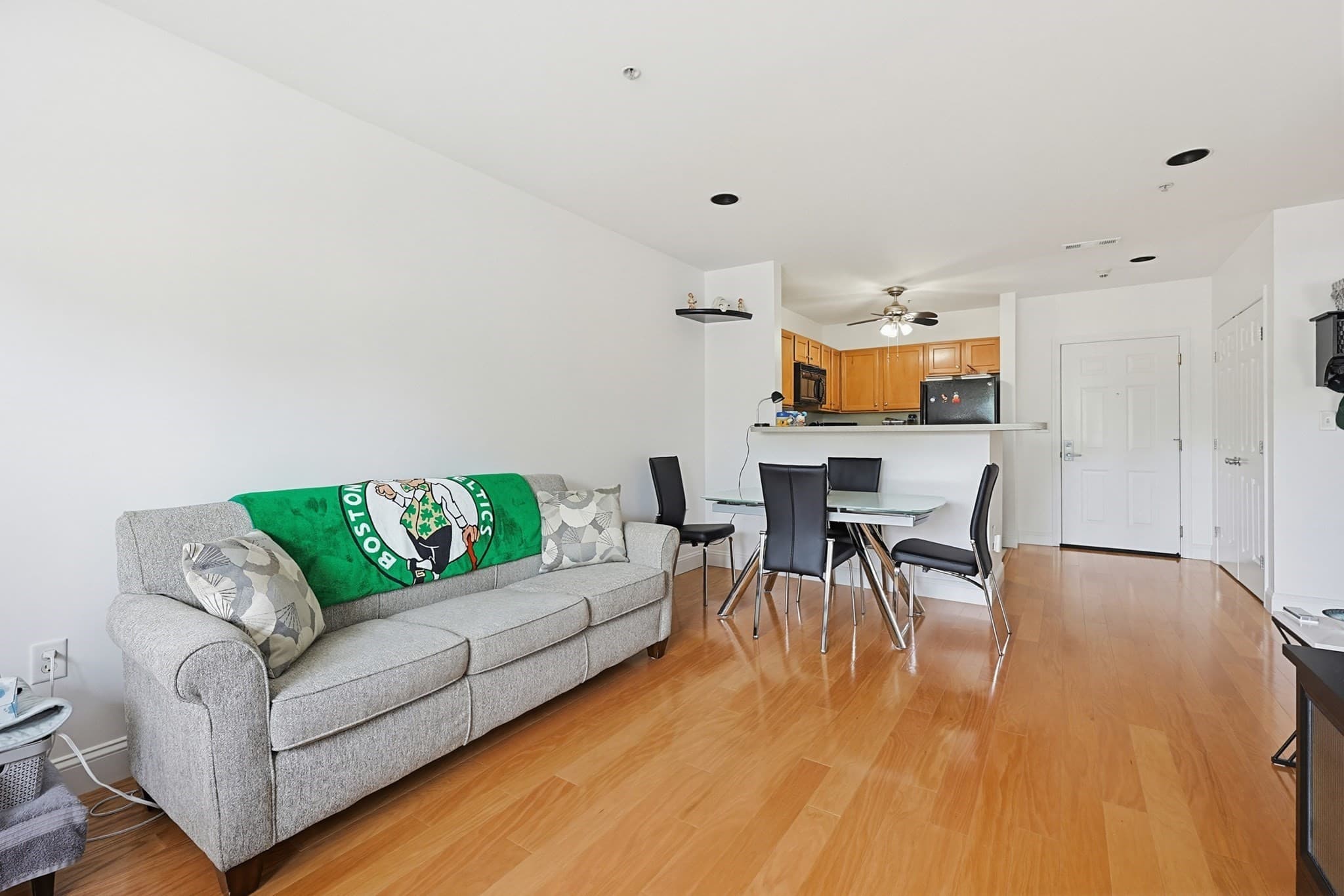Condominium at 140 Railroad Ave # B111, Norwood MA 02062, Norwood, photo 12 of 29