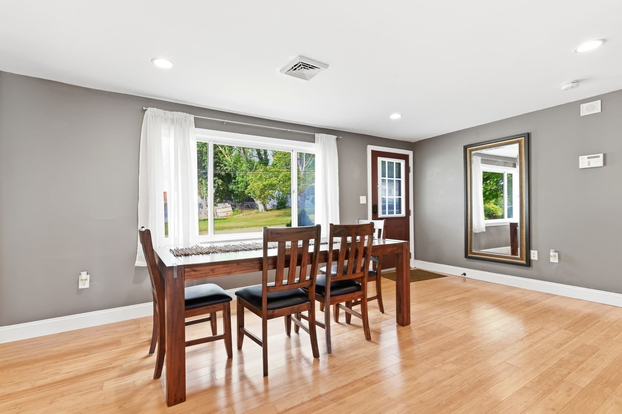 Single Family Residence at 25 Marie Ave., Brockton MA 02302, Brockton, photo 5 of 36