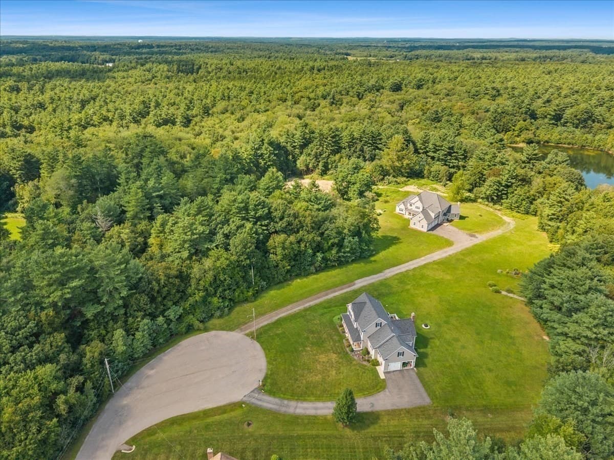 Single Family Residence at 80 Joshua Lane, Taunton MA 02718, Taunton, photo 11 of 40