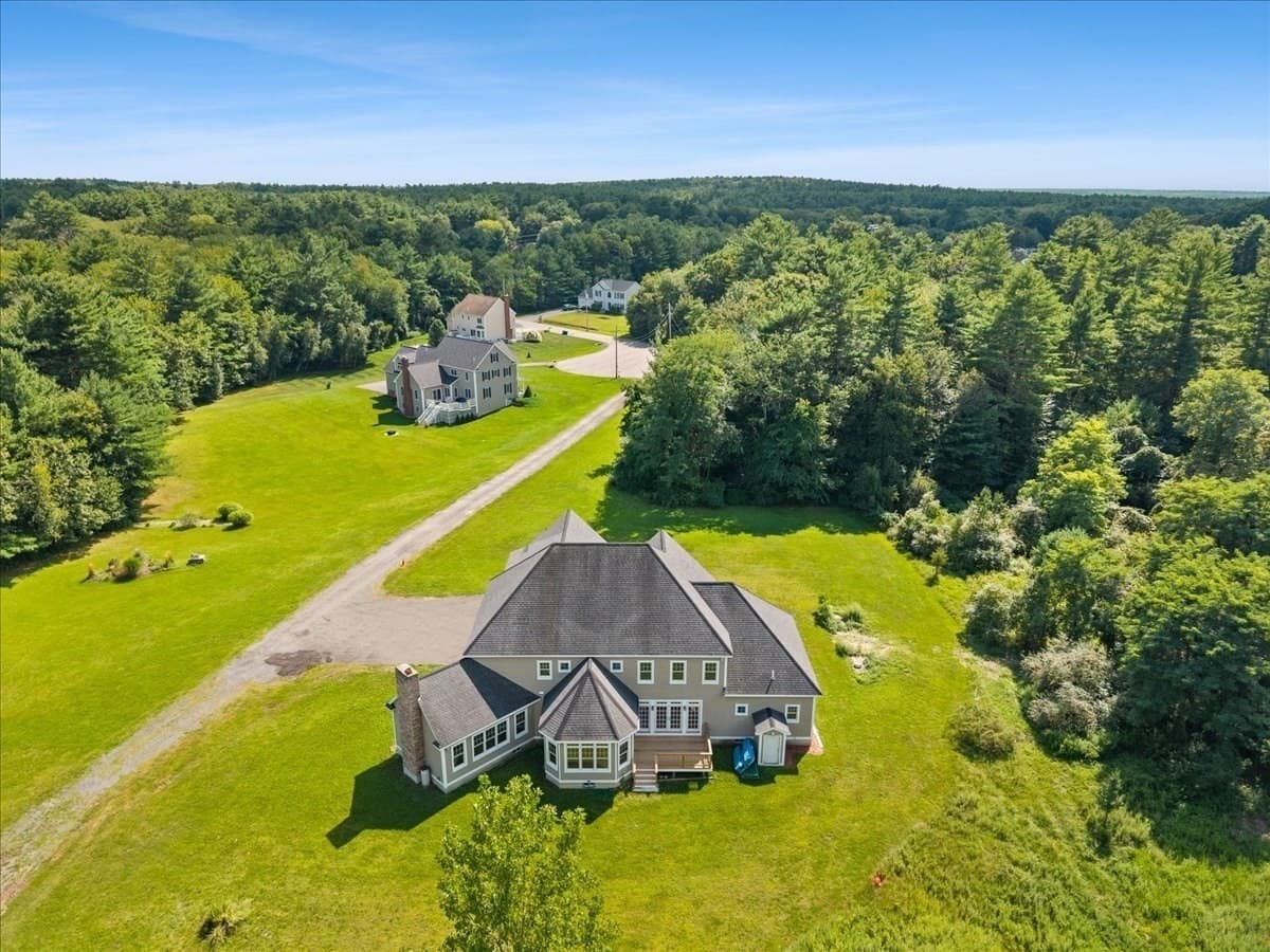 Single Family Residence at 80 Joshua Lane, Taunton MA 02718, Taunton, photo 8 of 40