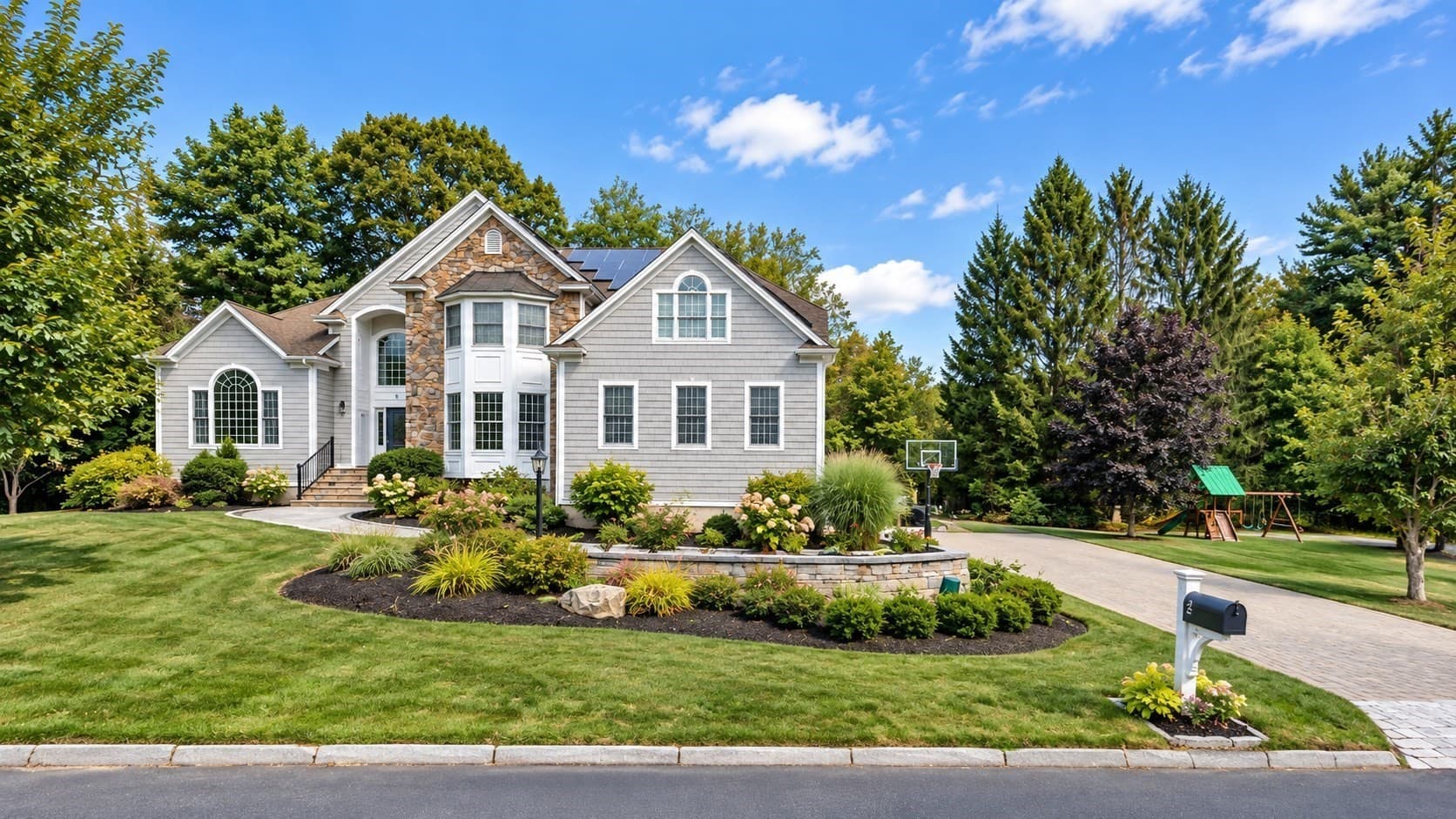 2 Spruce Run, Beverly MA 01915