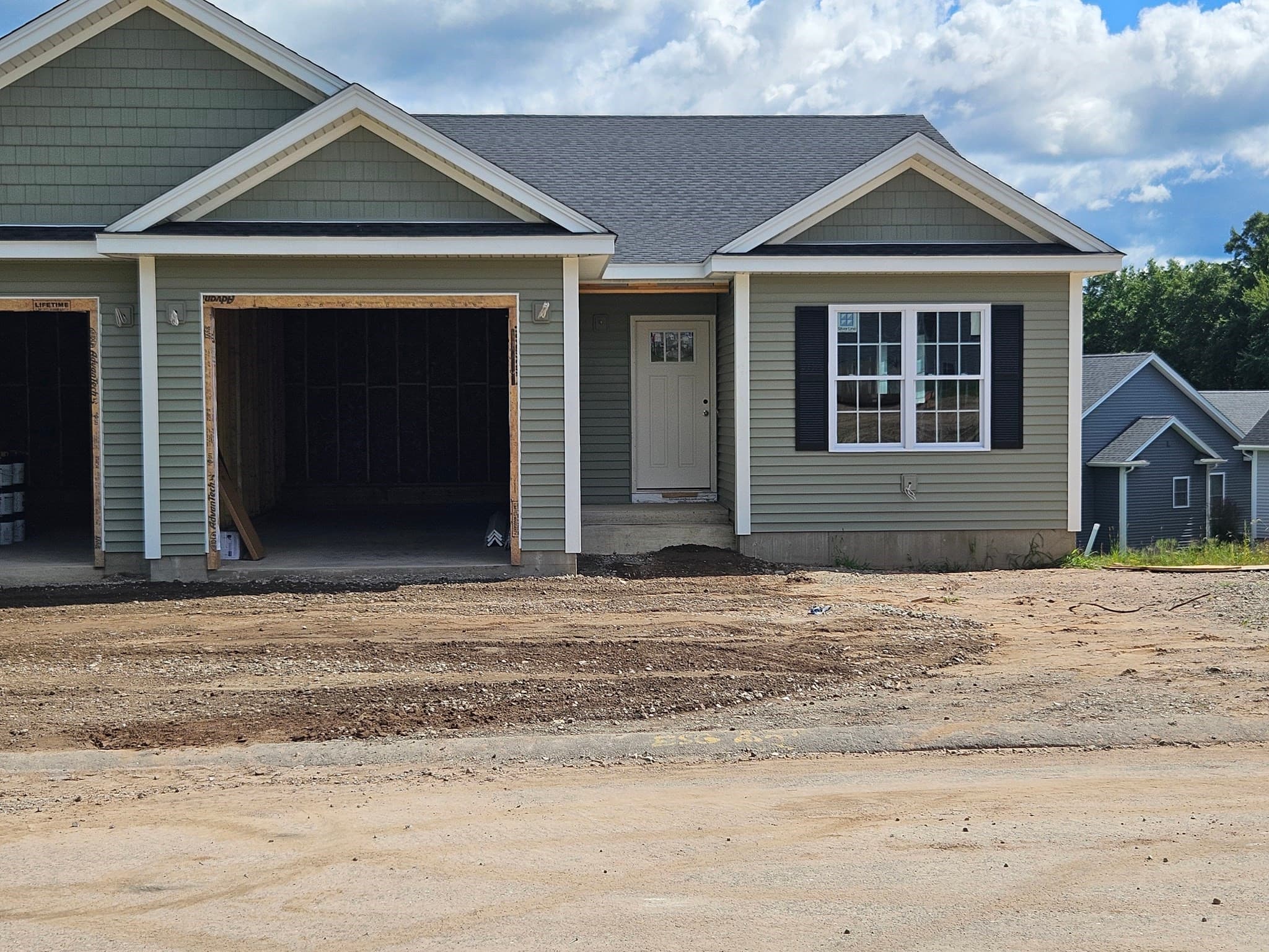 Condominium at 4 Bayberry Drive # 0, Wilbraham MA 01095, Wilbraham, photo 2 of 2