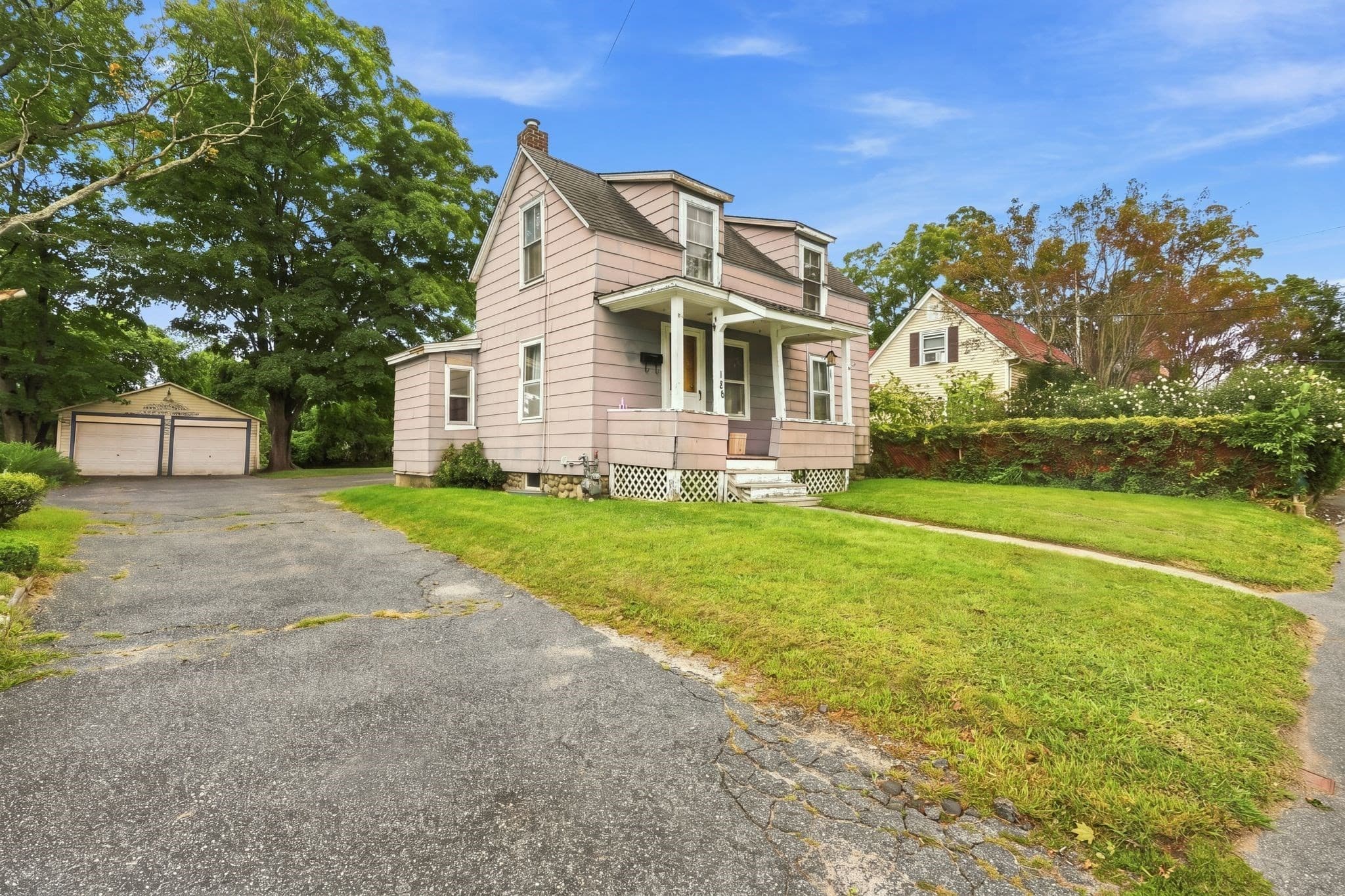 Single Family Residence at 128 River St, Hudson MA 01749, Hudson, photo 2 of 28