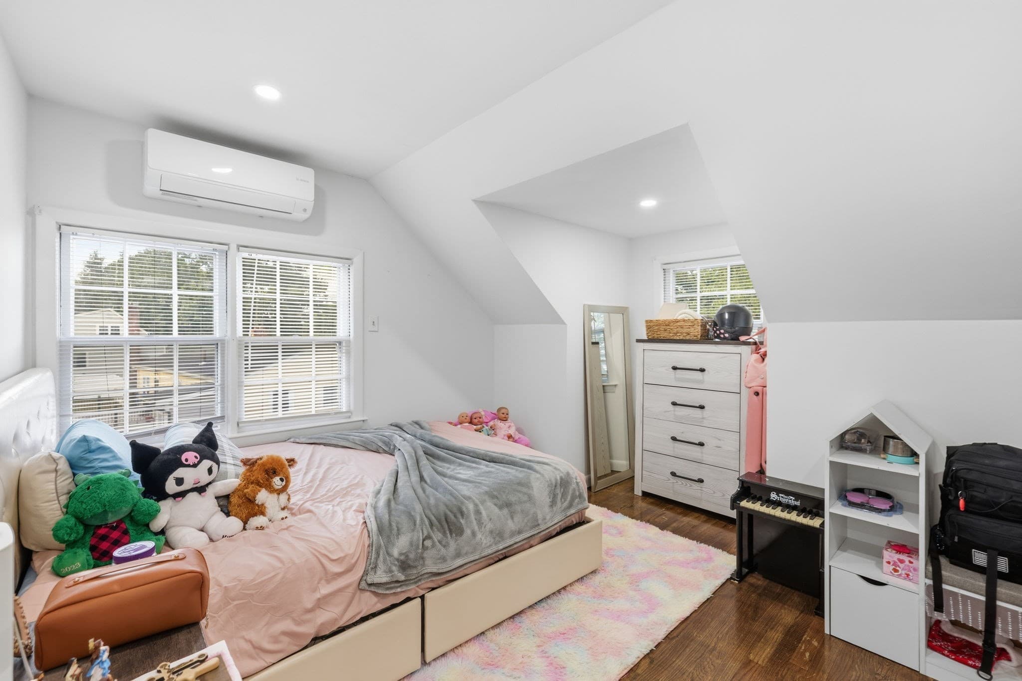 Single Family Residence at 100 Farm St, Bellingham MA 02019, Bellingham, photo 17 of 42