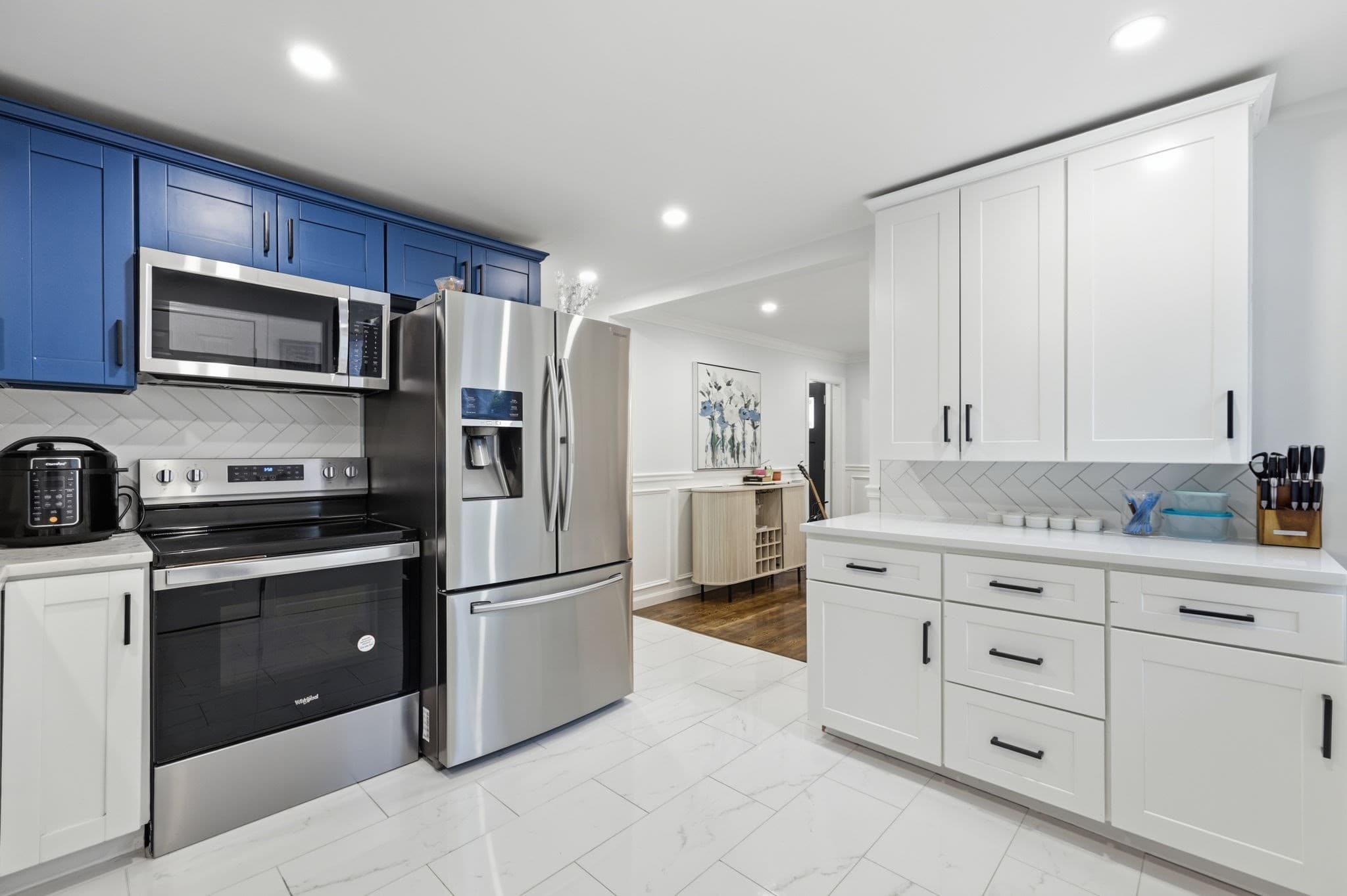 Single Family Residence at 100 Farm St, Bellingham MA 02019, Bellingham, photo 10 of 42