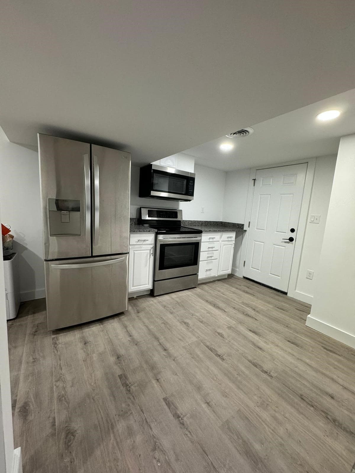 Single Family Residence at 100 Farm St, Bellingham MA 02019, Bellingham, photo 40 of 42