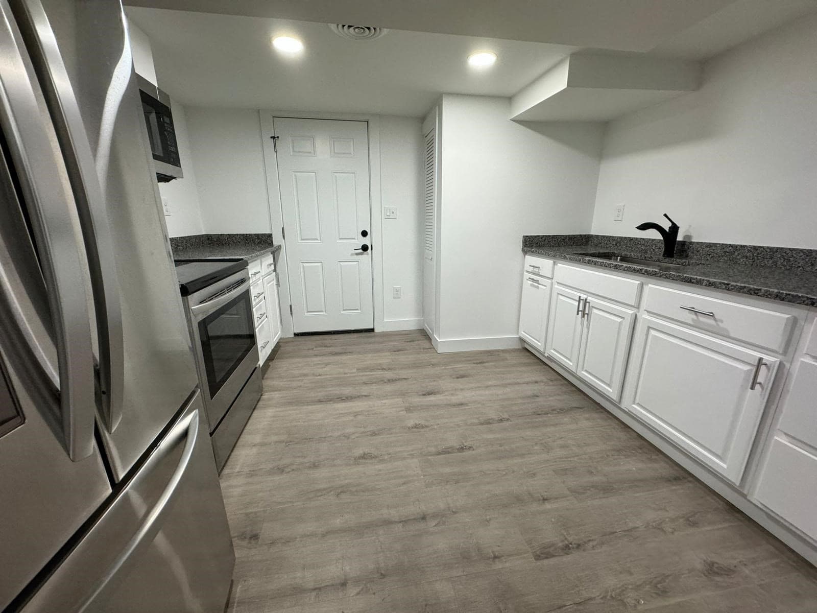 Single Family Residence at 100 Farm St, Bellingham MA 02019, Bellingham, photo 39 of 42