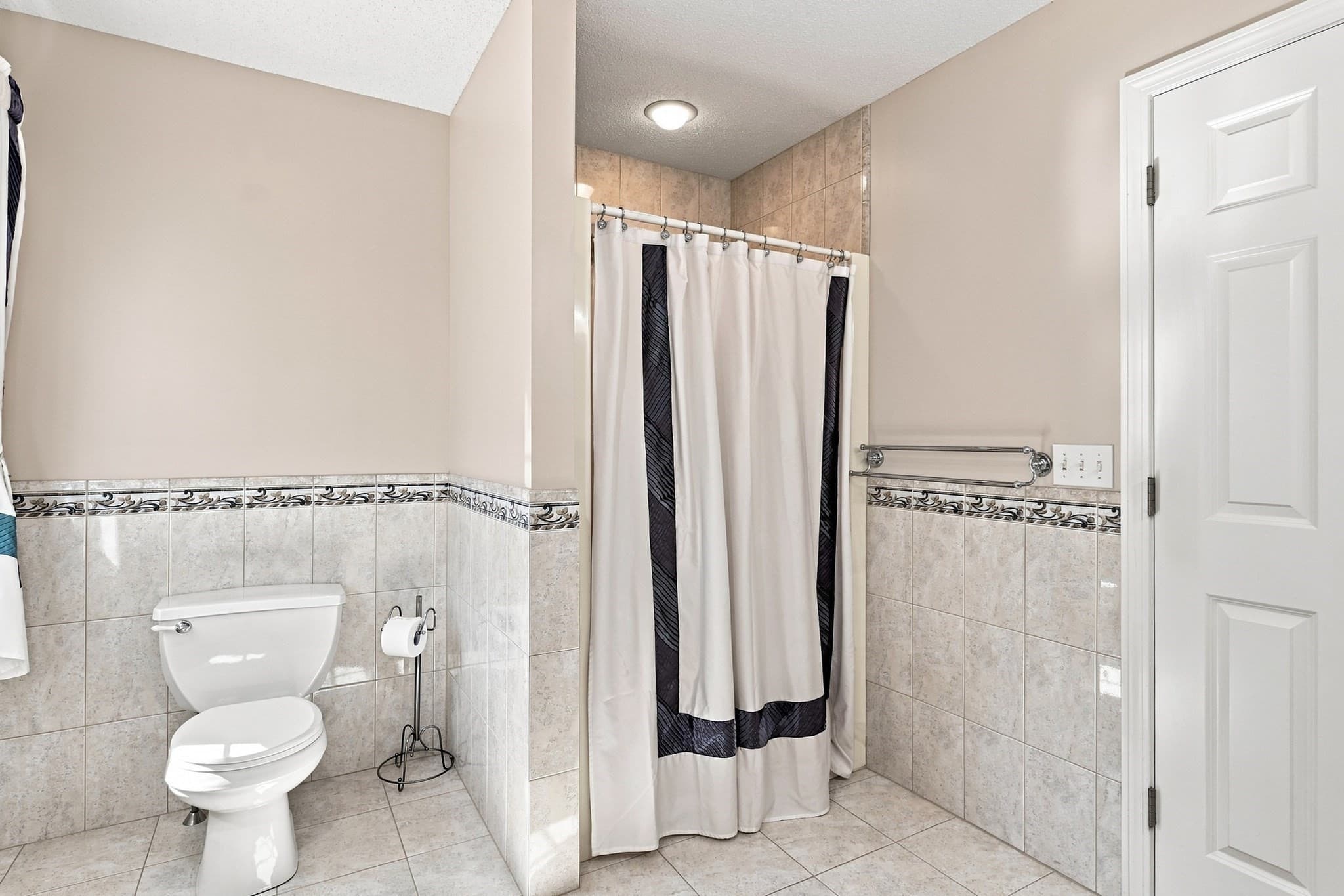 Single Family Residence at 1604 Center St, Ludlow MA 01056, Ludlow, photo 23 of 40
