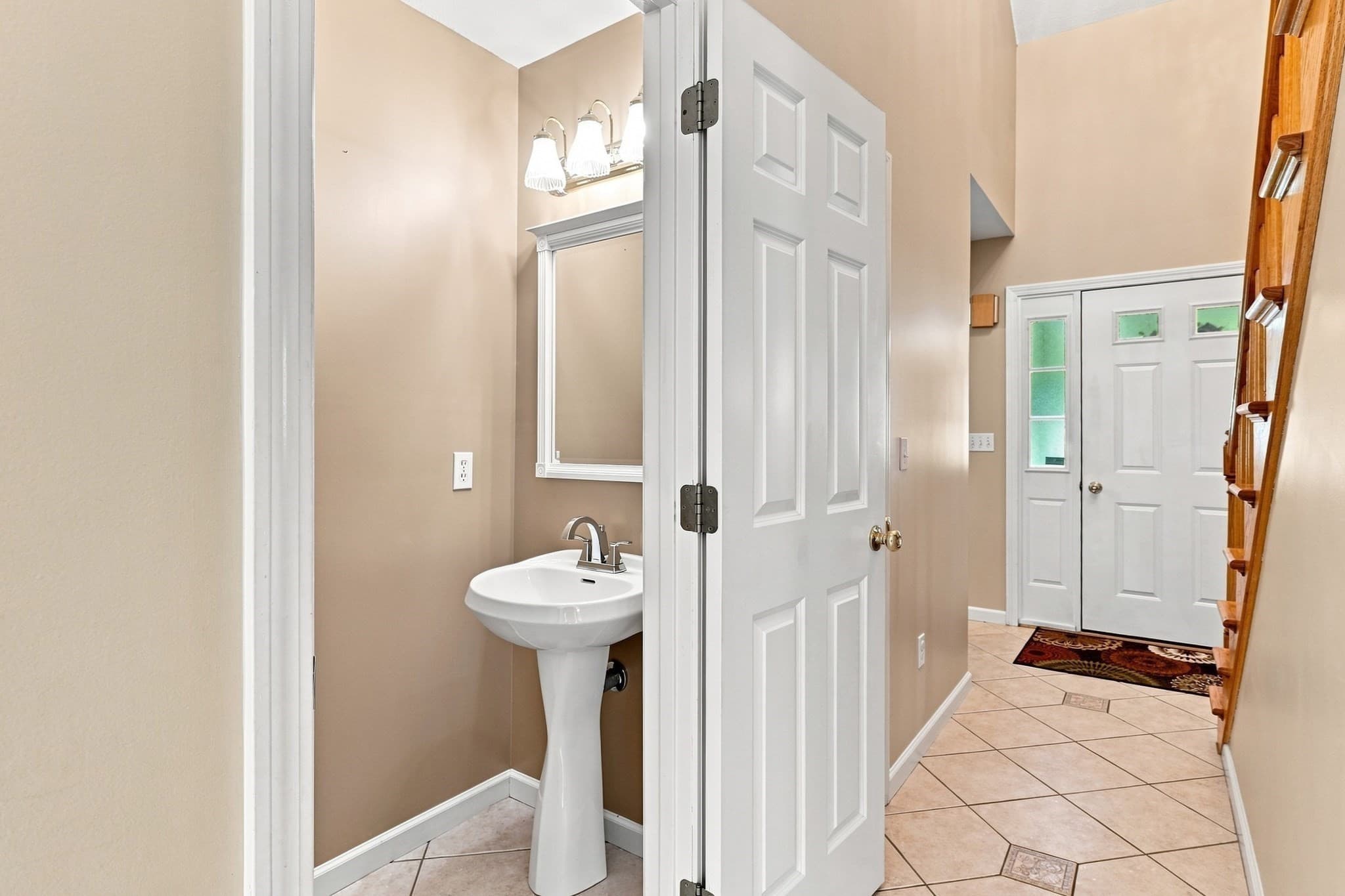 Single Family Residence at 1604 Center St, Ludlow MA 01056, Ludlow, photo 16 of 40