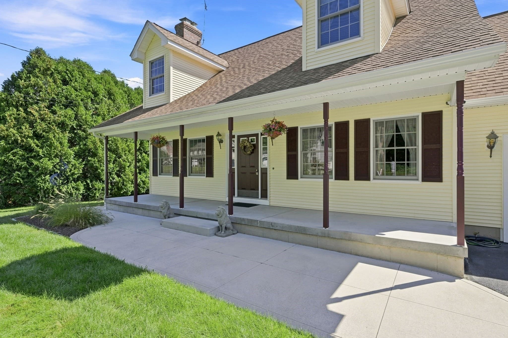 Single Family Residence at 1604 Center St, Ludlow MA 01056, Ludlow, photo 3 of 40