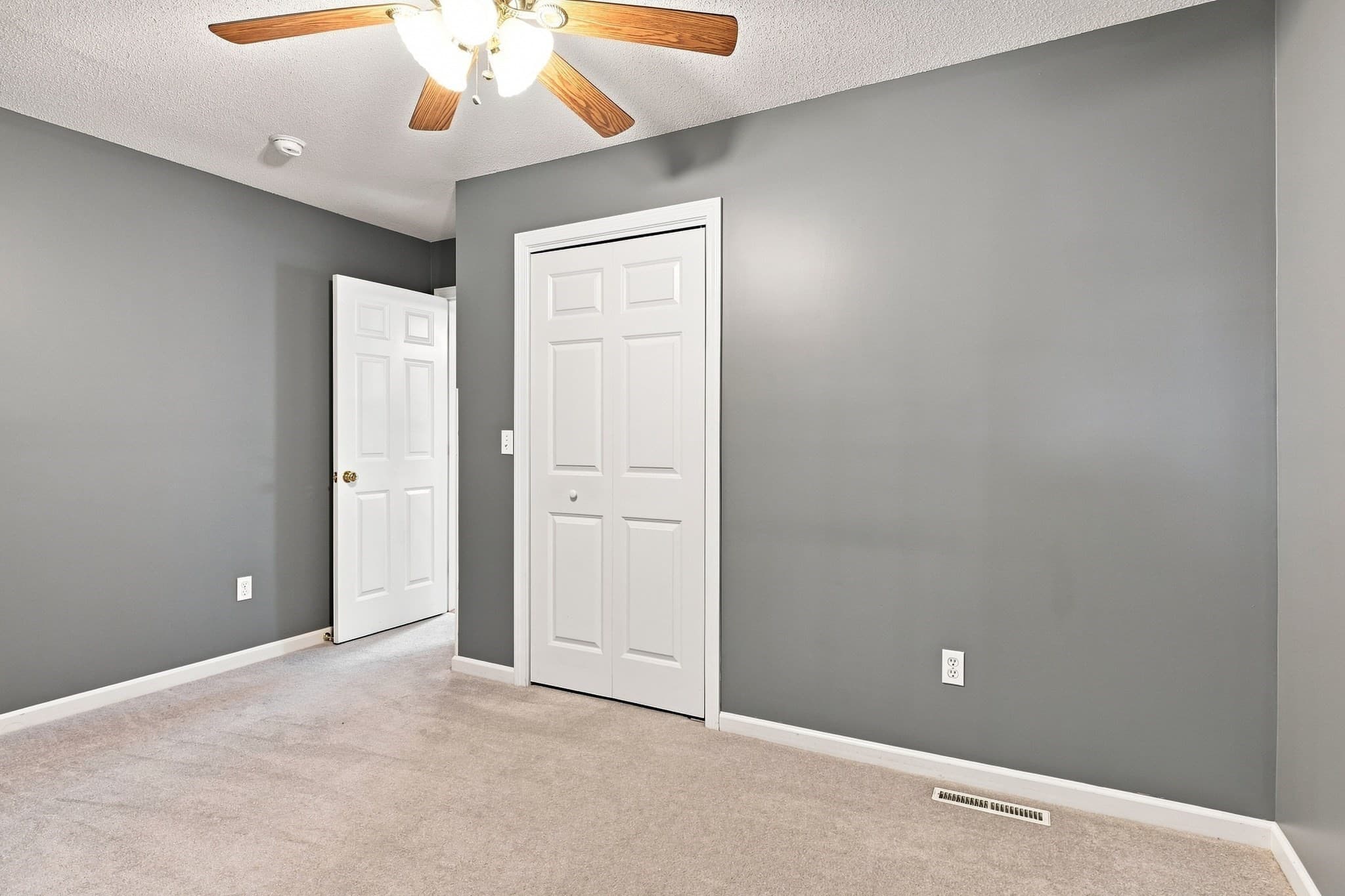 Single Family Residence at 1604 Center St, Ludlow MA 01056, Ludlow, photo 28 of 40