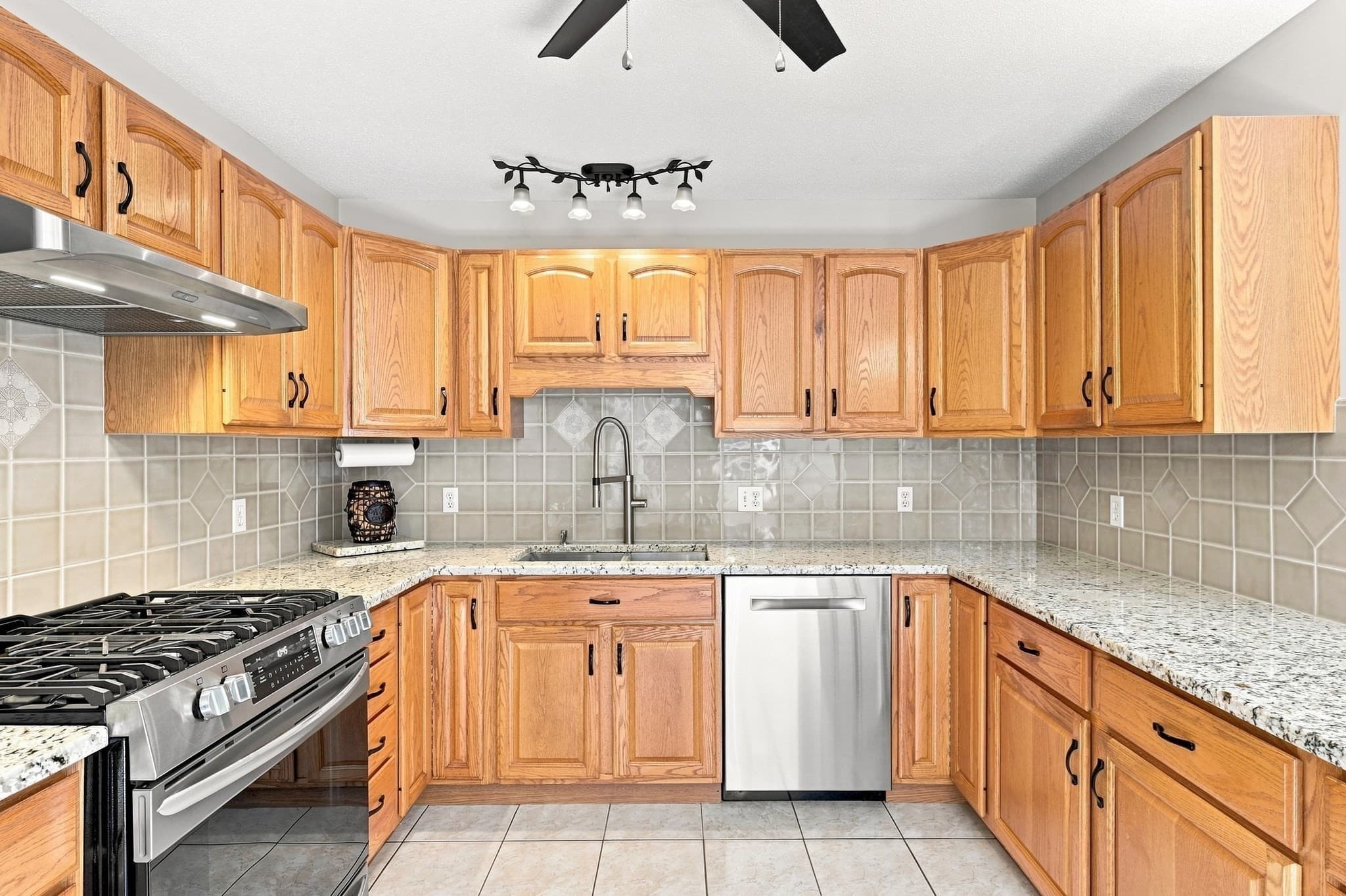 Single Family Residence at 1604 Center St, Ludlow MA 01056, Ludlow, photo 4 of 40