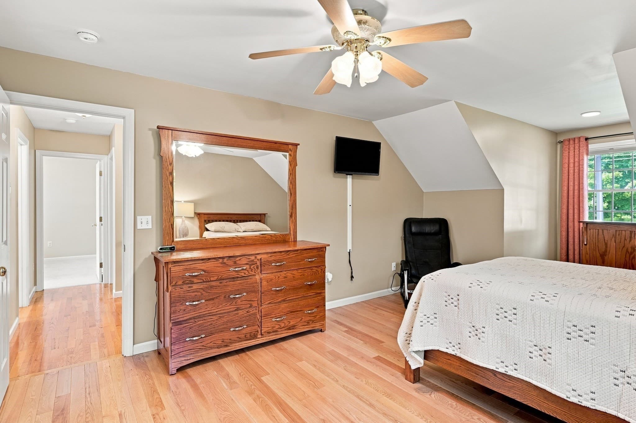 Single Family Residence at 1604 Center St, Ludlow MA 01056, Ludlow, photo 21 of 40