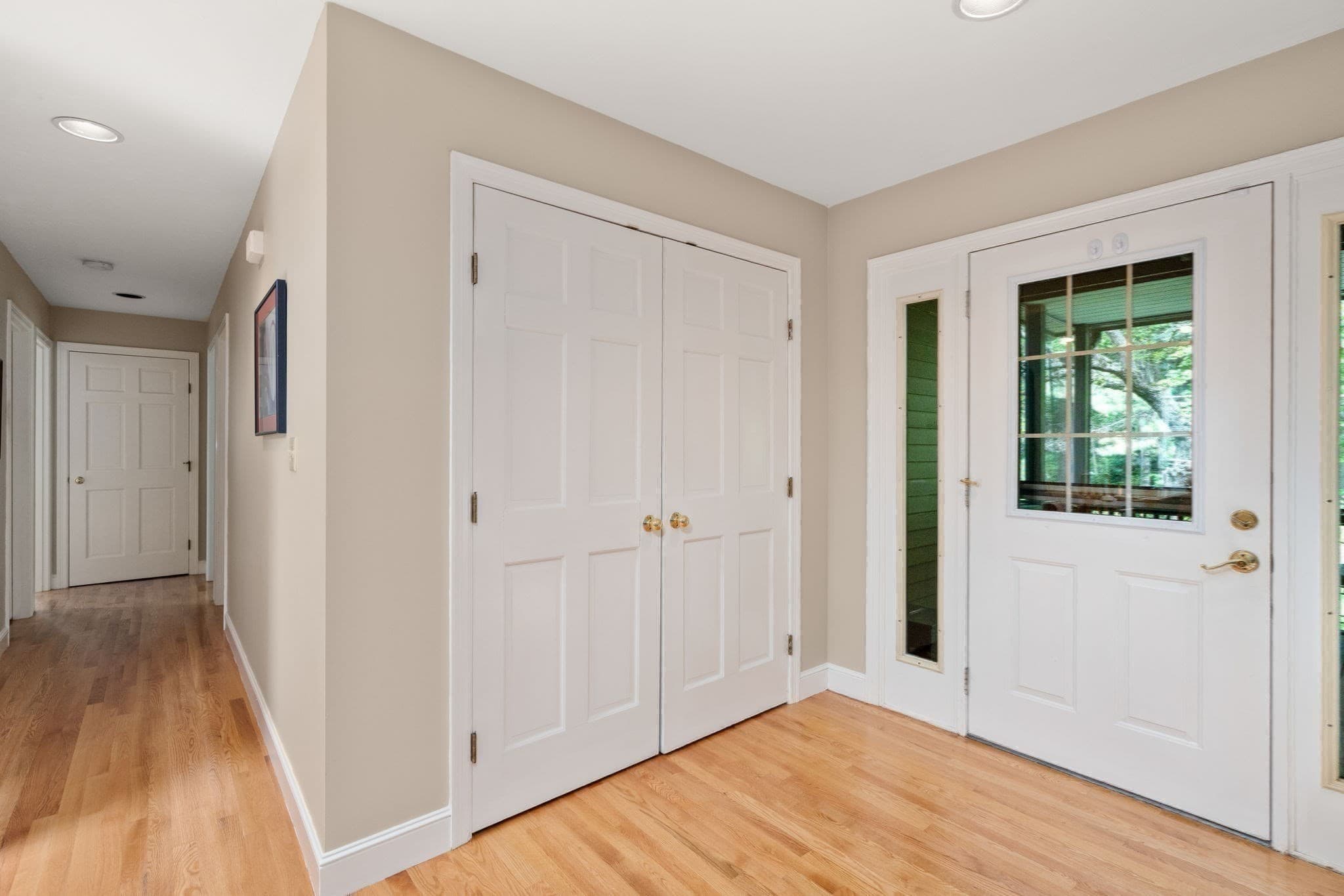 Single Family Residence at 138 Sand Hill Rd, Groton MA 01450, Groton, photo 5 of 37