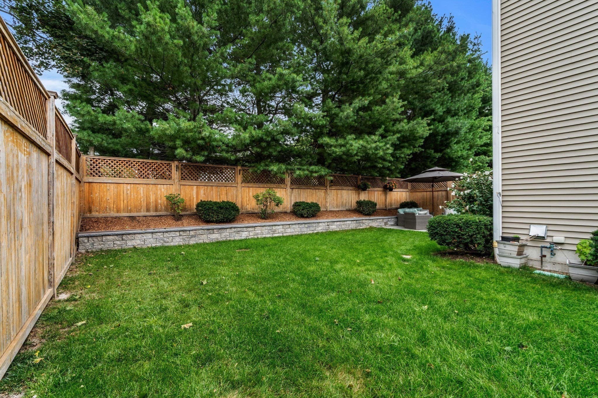 Condominium at 65 Crescent Rd # 65, Needham MA 02494, Needham, photo 40 of 42