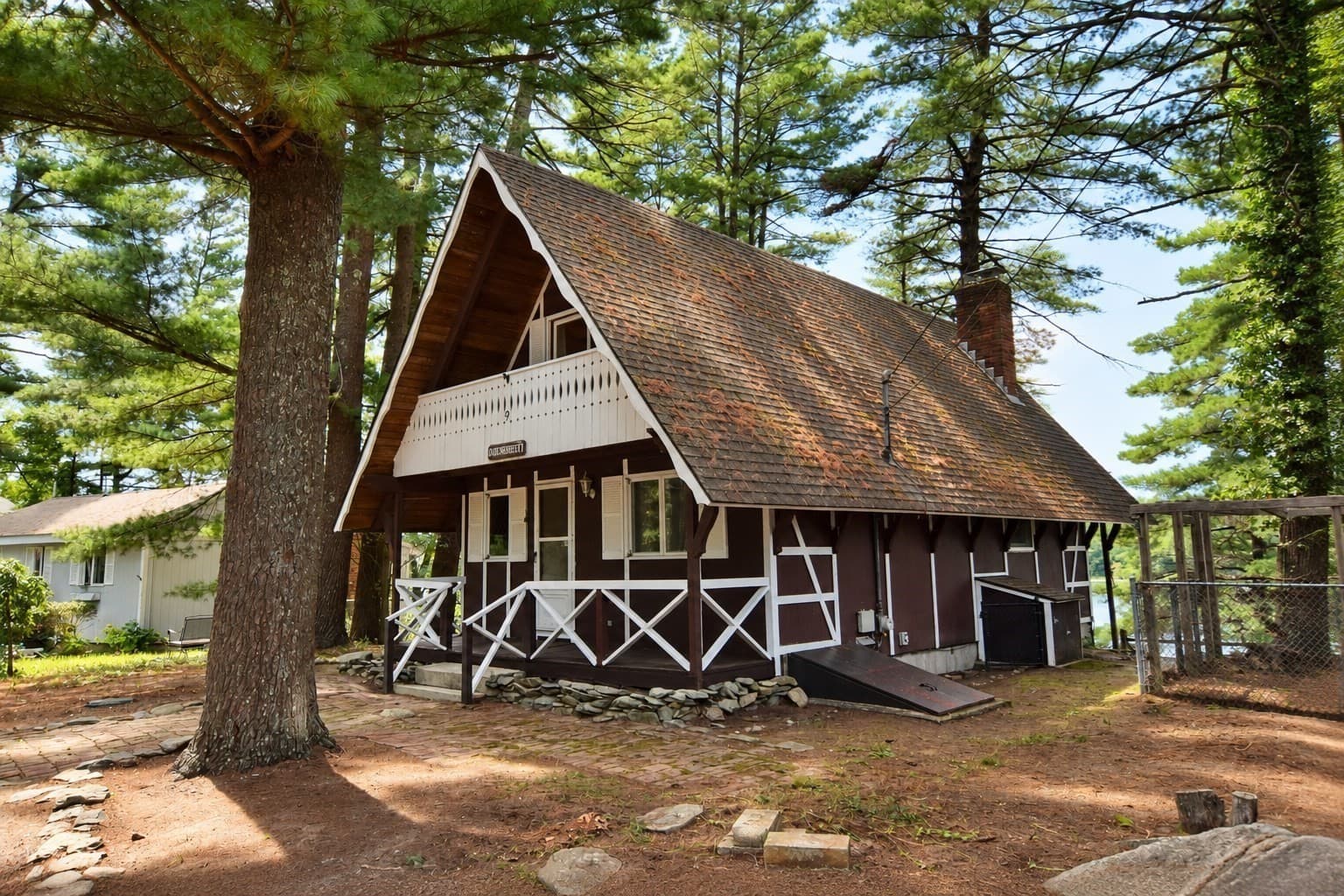 Single Family Residence at 9 Lakeview Ter., Middleboro MA 02346, Middleboro, photo 5 of 42