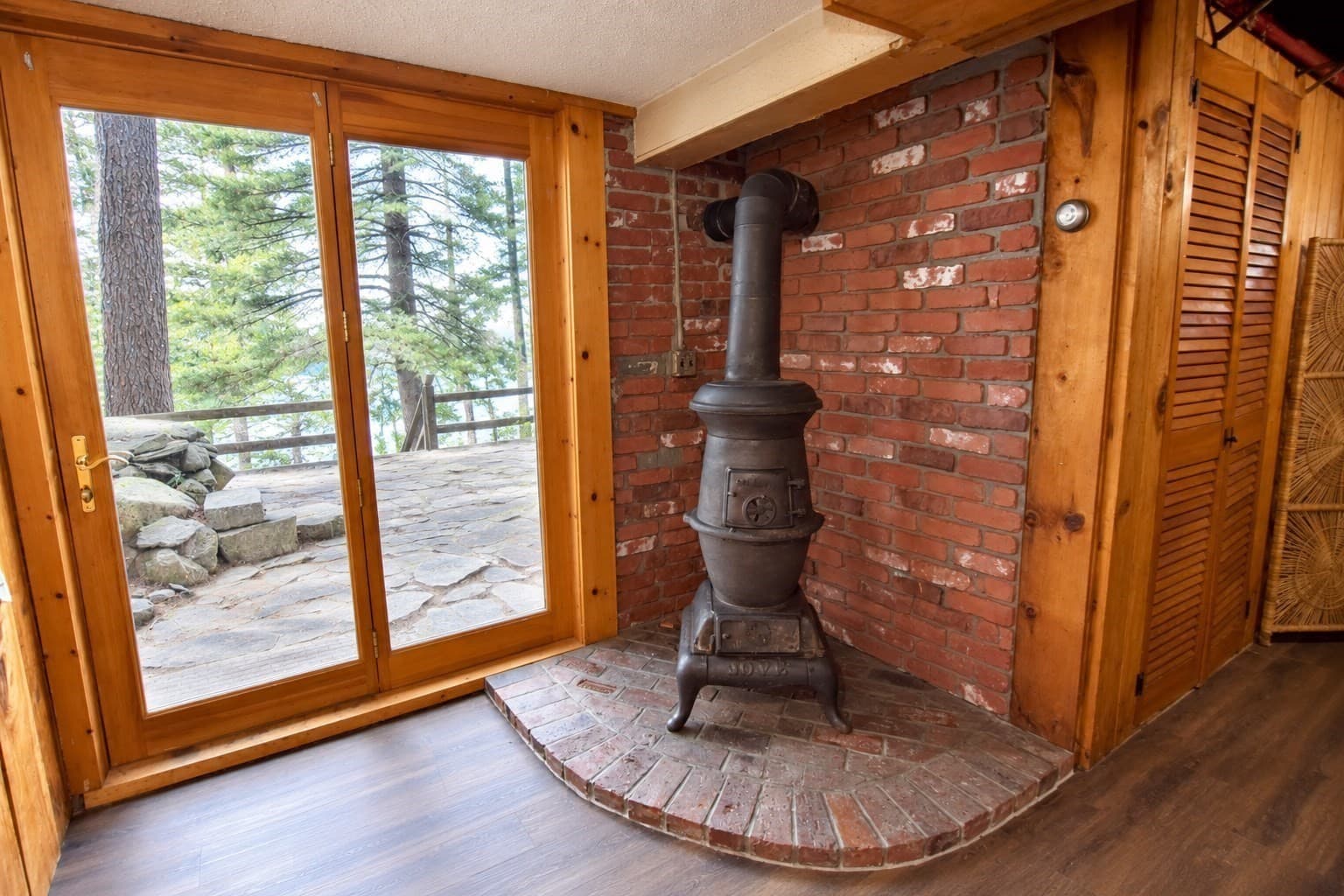 Single Family Residence at 9 Lakeview Ter., Middleboro MA 02346, Middleboro, photo 30 of 42
