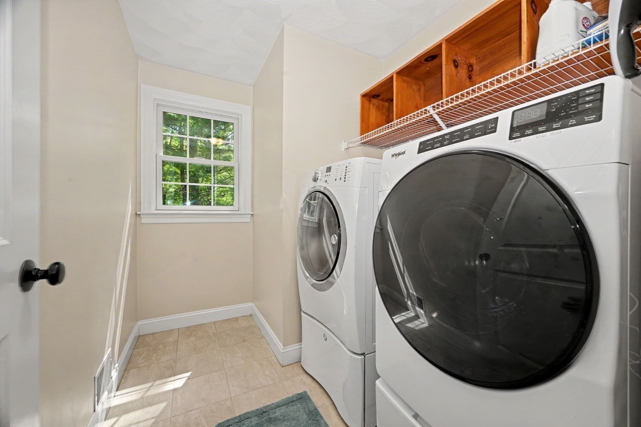 Single Family Residence at 44 Ashwood Ave, Wilmington MA 01887, Wilmington, photo 20 of 41