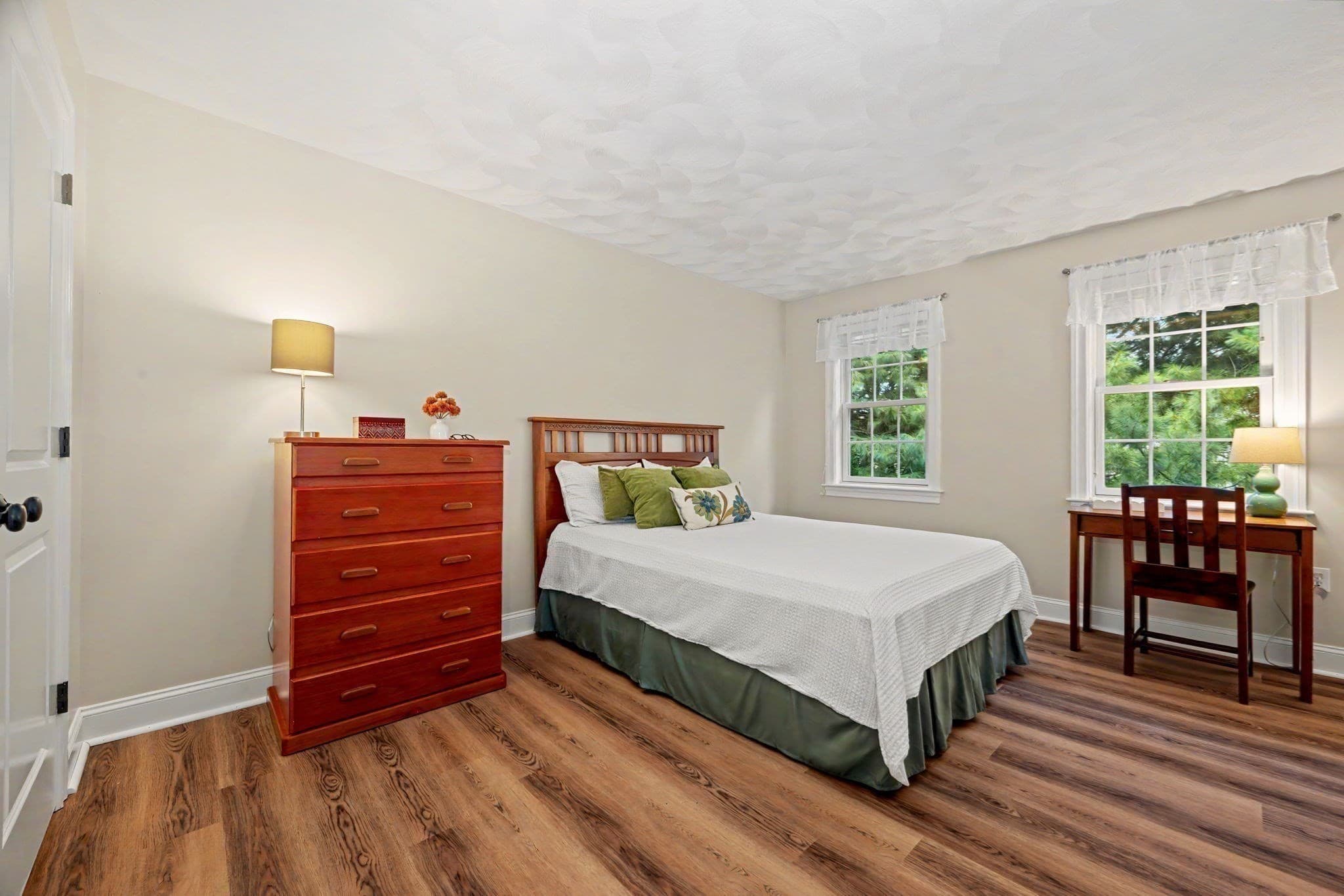 Single Family Residence at 44 Ashwood Ave, Wilmington MA 01887, Wilmington, photo 25 of 41