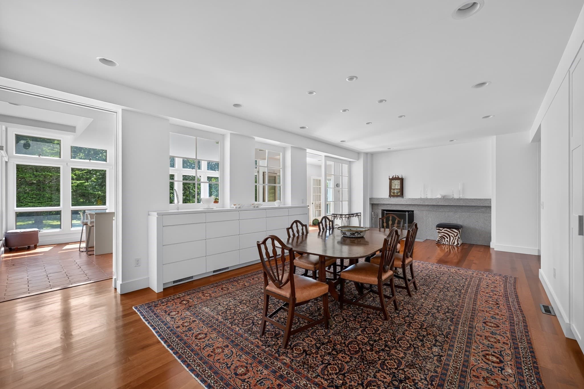 Single Family Residence at 1069 Horseneck Rd, Westport MA 02790, photo 9 of 34