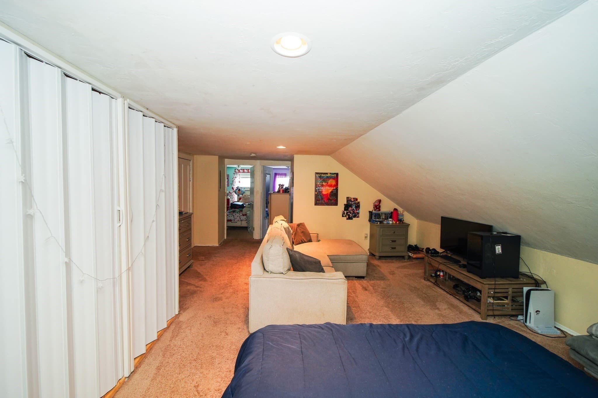 2 Family - 2 Units Up/Down at 343 Purchase St, New Bedford MA 02740, New Bedford, photo 13 of 20