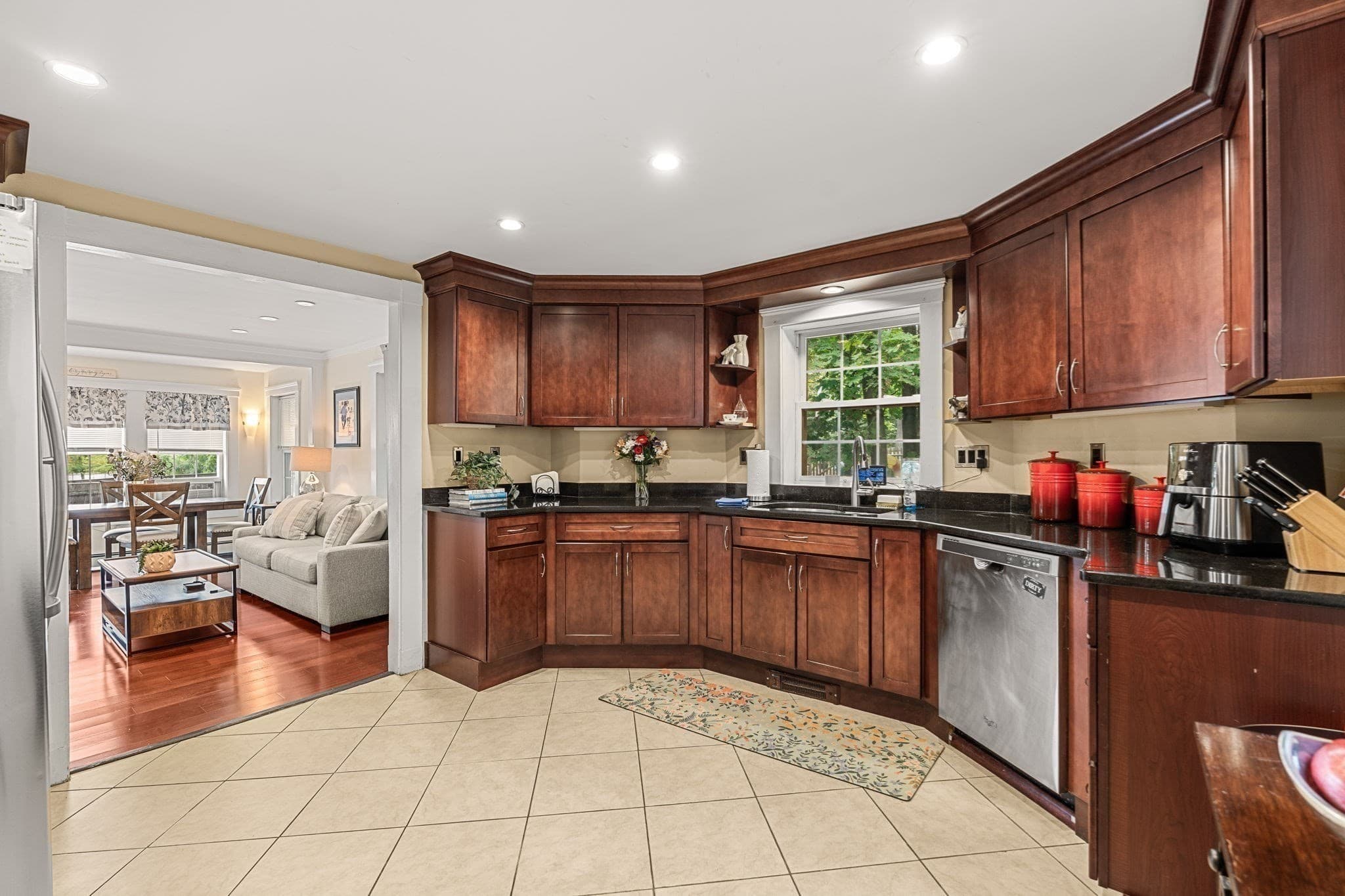 Single Family Residence at 55 Endicott Street, Danvers MA 01923, Danvers, photo 7 of 25