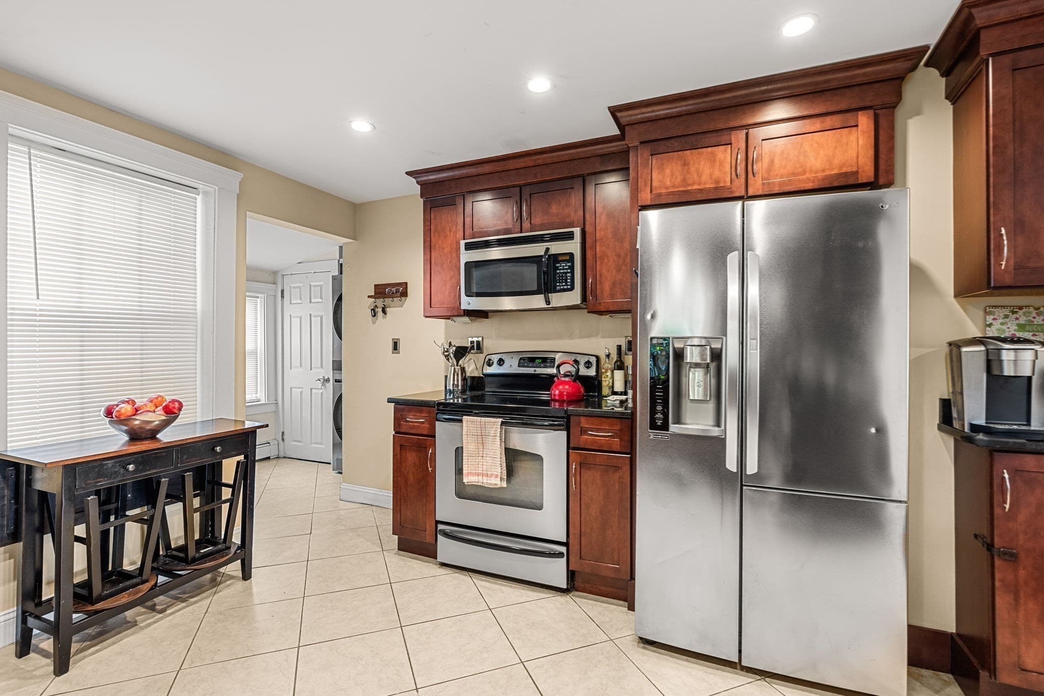 Single Family Residence at 55 Endicott Street, Danvers MA 01923, Danvers, photo 5 of 25