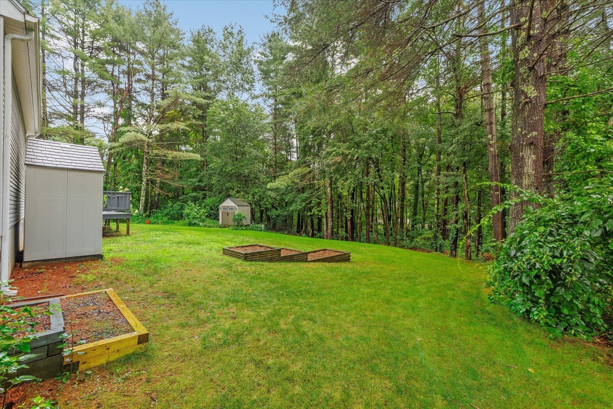 Single Family Residence at 16 Old Farm Road, Palmer MA 01069, Palmer, photo 7 of 36