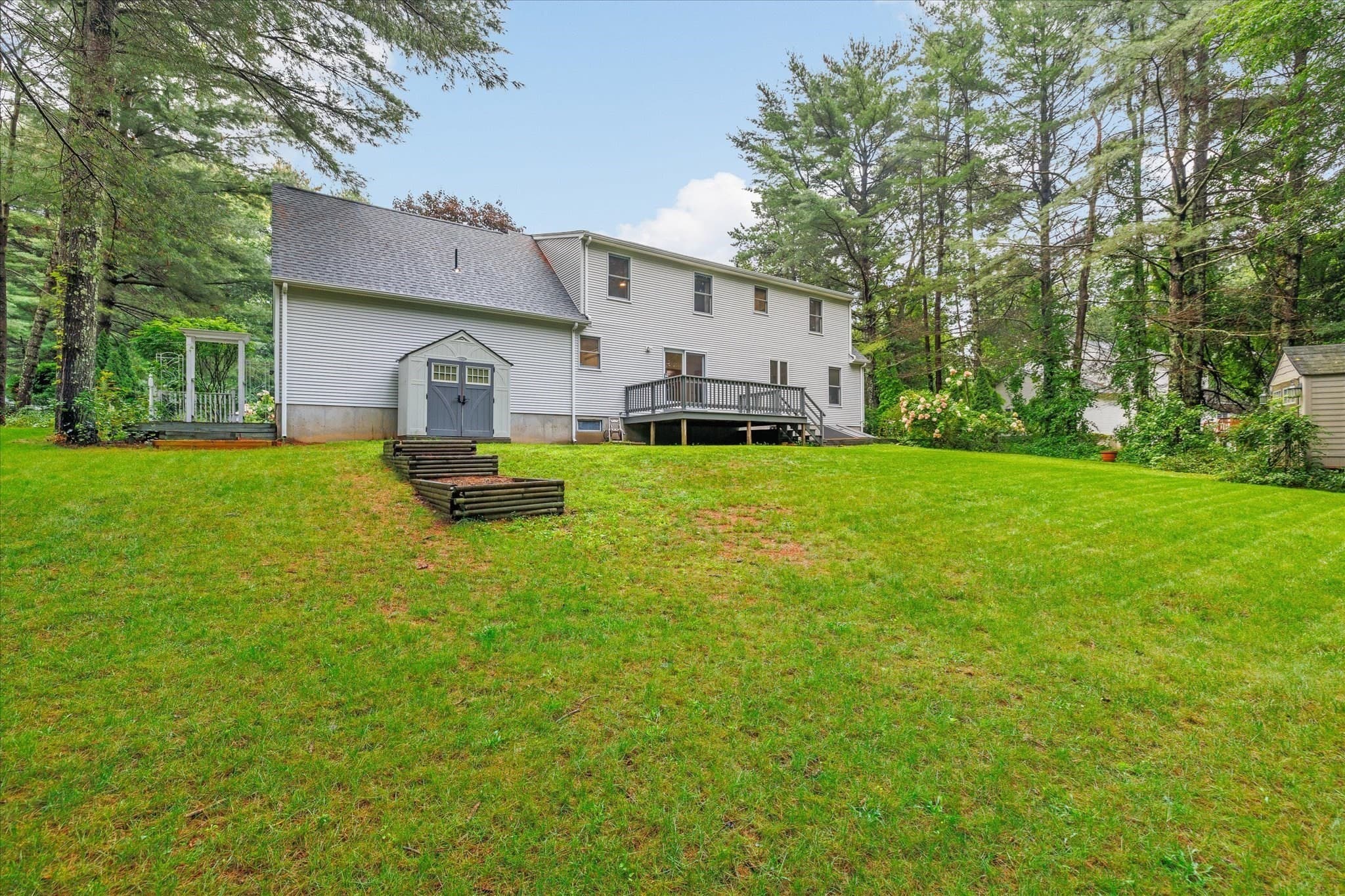 Single Family Residence at 16 Old Farm Road, Palmer MA 01069, Palmer, photo 5 of 36