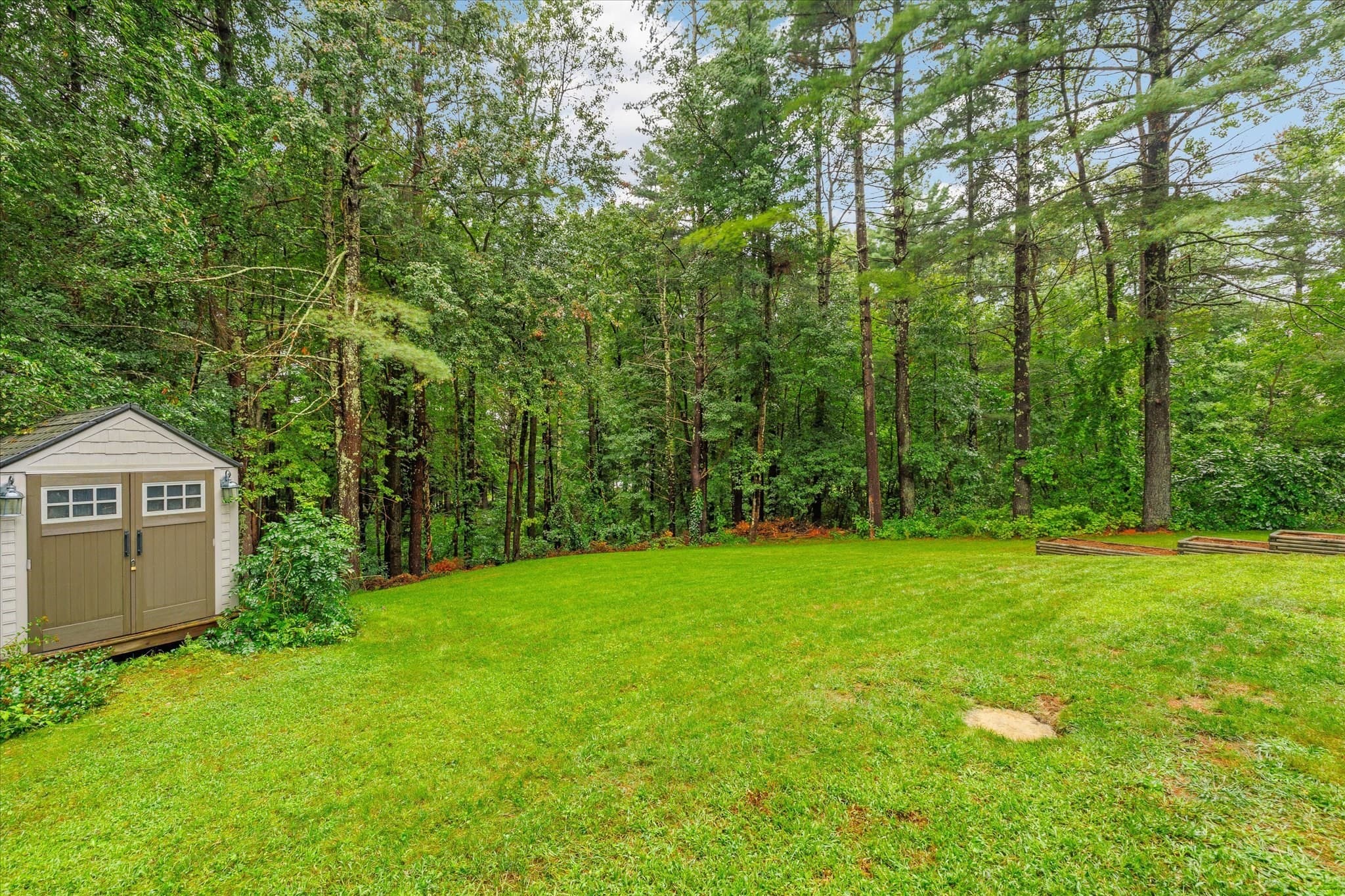 Single Family Residence at 16 Old Farm Road, Palmer MA 01069, Palmer, photo 8 of 36
