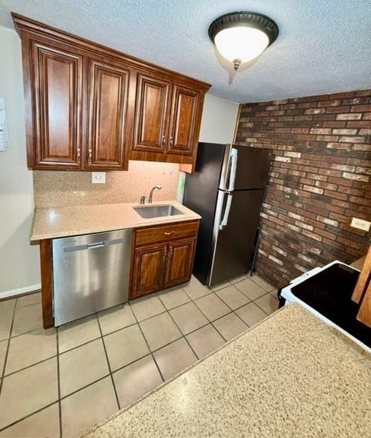 Condominium at 6 Meadowbrook Ln # 4, Easton MA 02375, Easton, photo 5 of 20