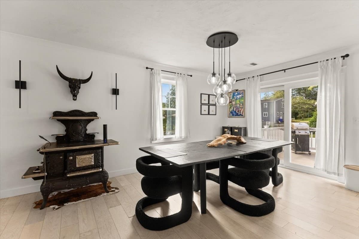 Single Family Residence at 29 Phyllis Rd, Taunton MA 02780, Taunton, photo 11 of 42