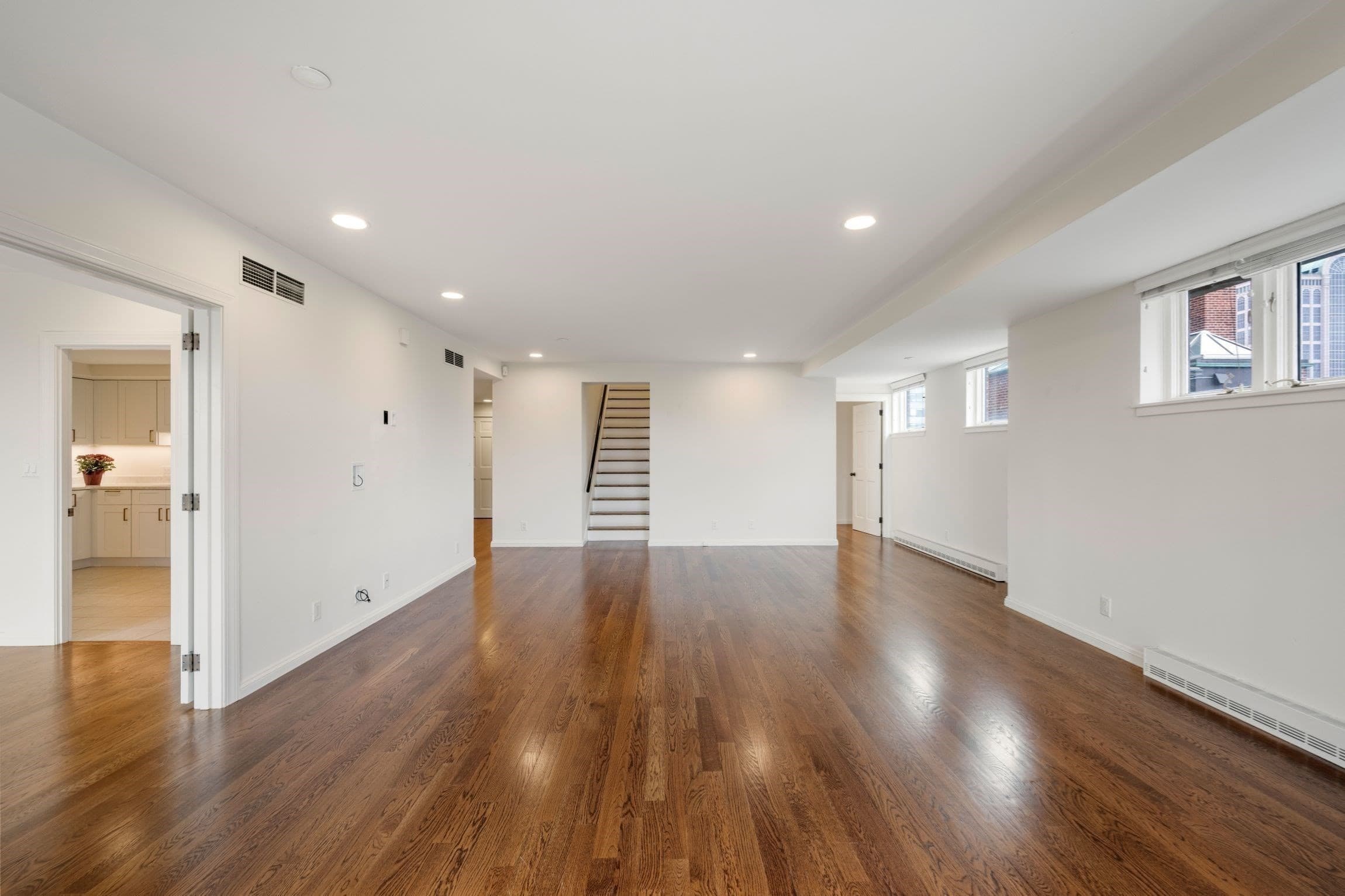 Condominium at 2 Commonwealth # 8G, Boston MA 02116, photo 6 of 42