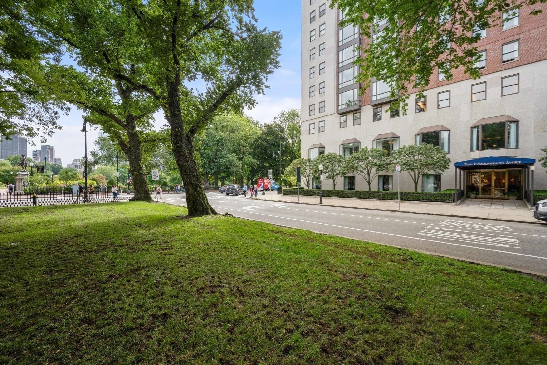 Condominium at 2 Commonwealth # 8G, Boston MA 02116, photo 42 of 42