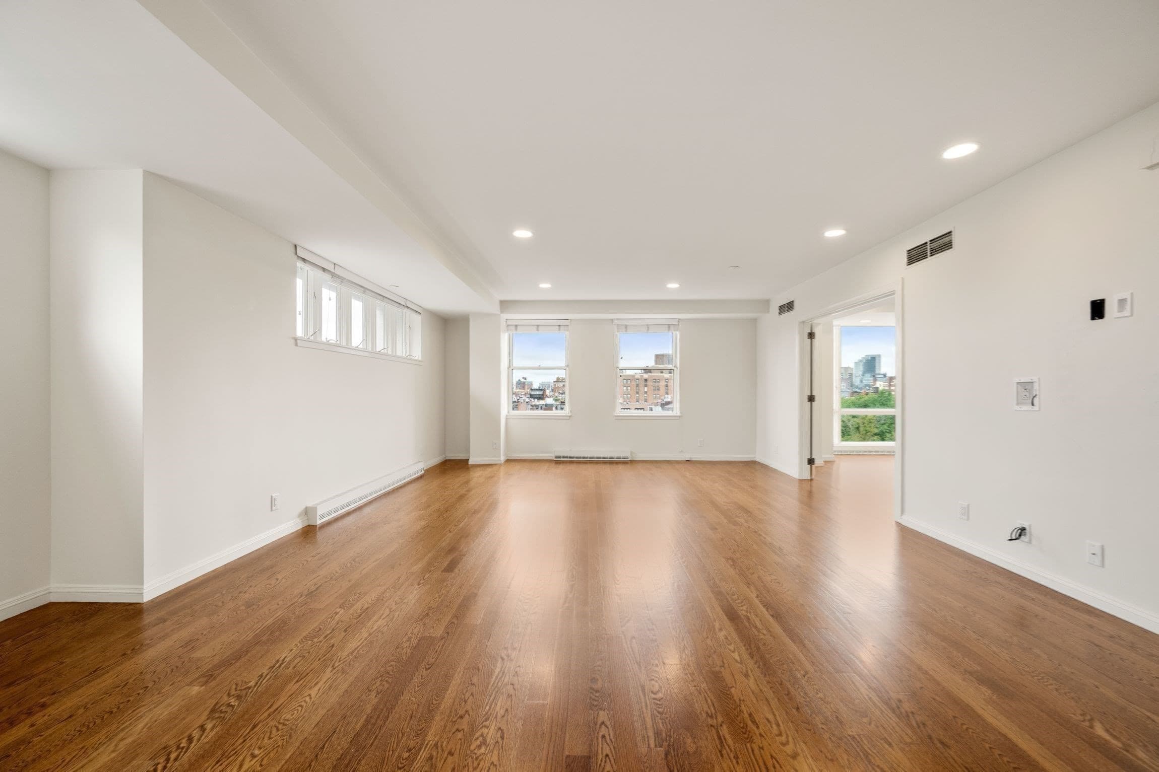 Condominium at 2 Commonwealth # 8G, Boston MA 02116, photo 14 of 42