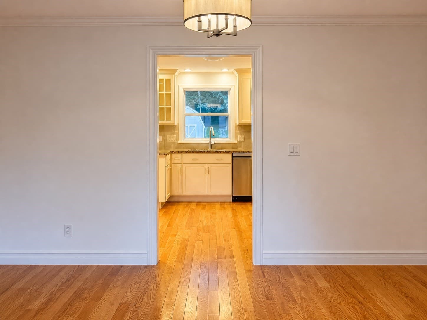 Single Family Residence at 18 Sherwood Dr, Westerly RI 02891, Westerly, photo 6 of 18