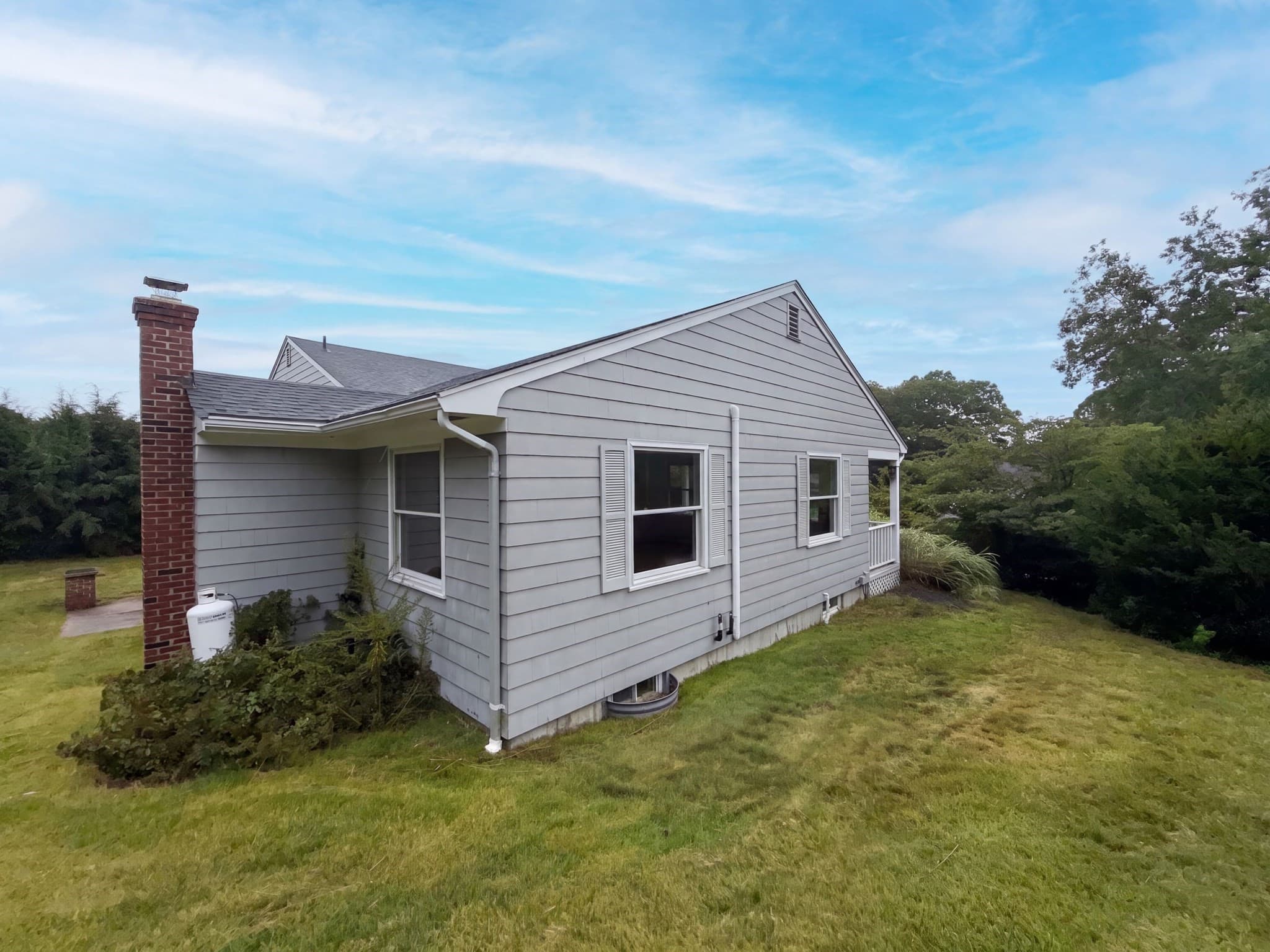 Single Family Residence at 18 Sherwood Dr, Westerly RI 02891, Westerly, photo 17 of 18