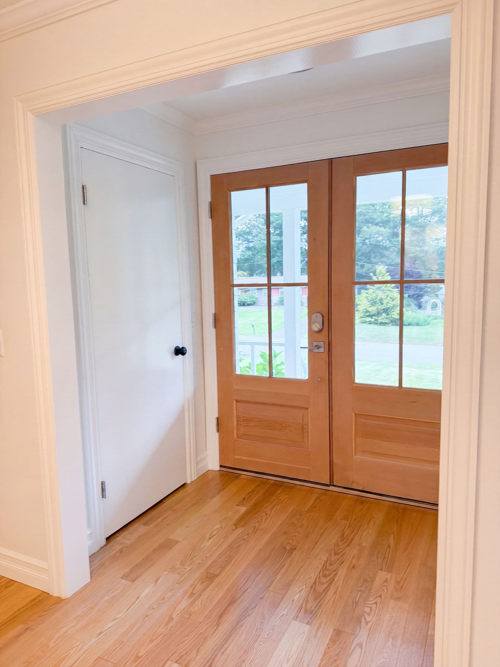 Single Family Residence at 18 Sherwood Dr, Westerly RI 02891, Westerly, photo 5 of 18