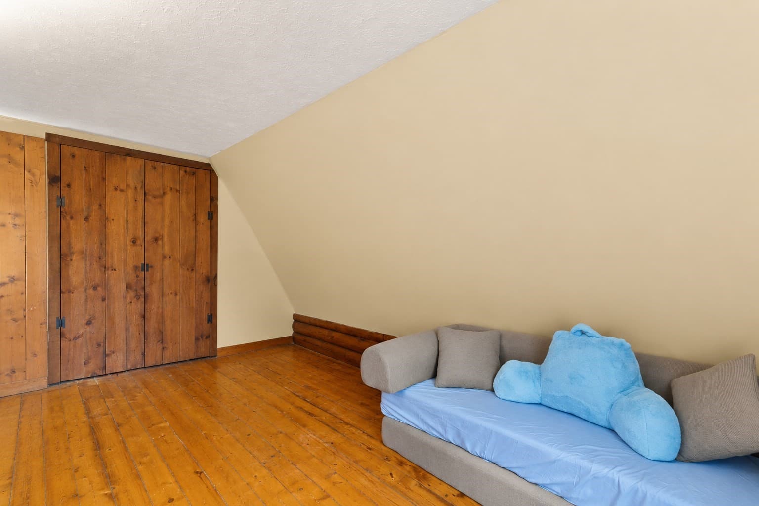 Single Family Residence at 13 Skylark Ave, Plymouth MA 02360, photo 33 of 40