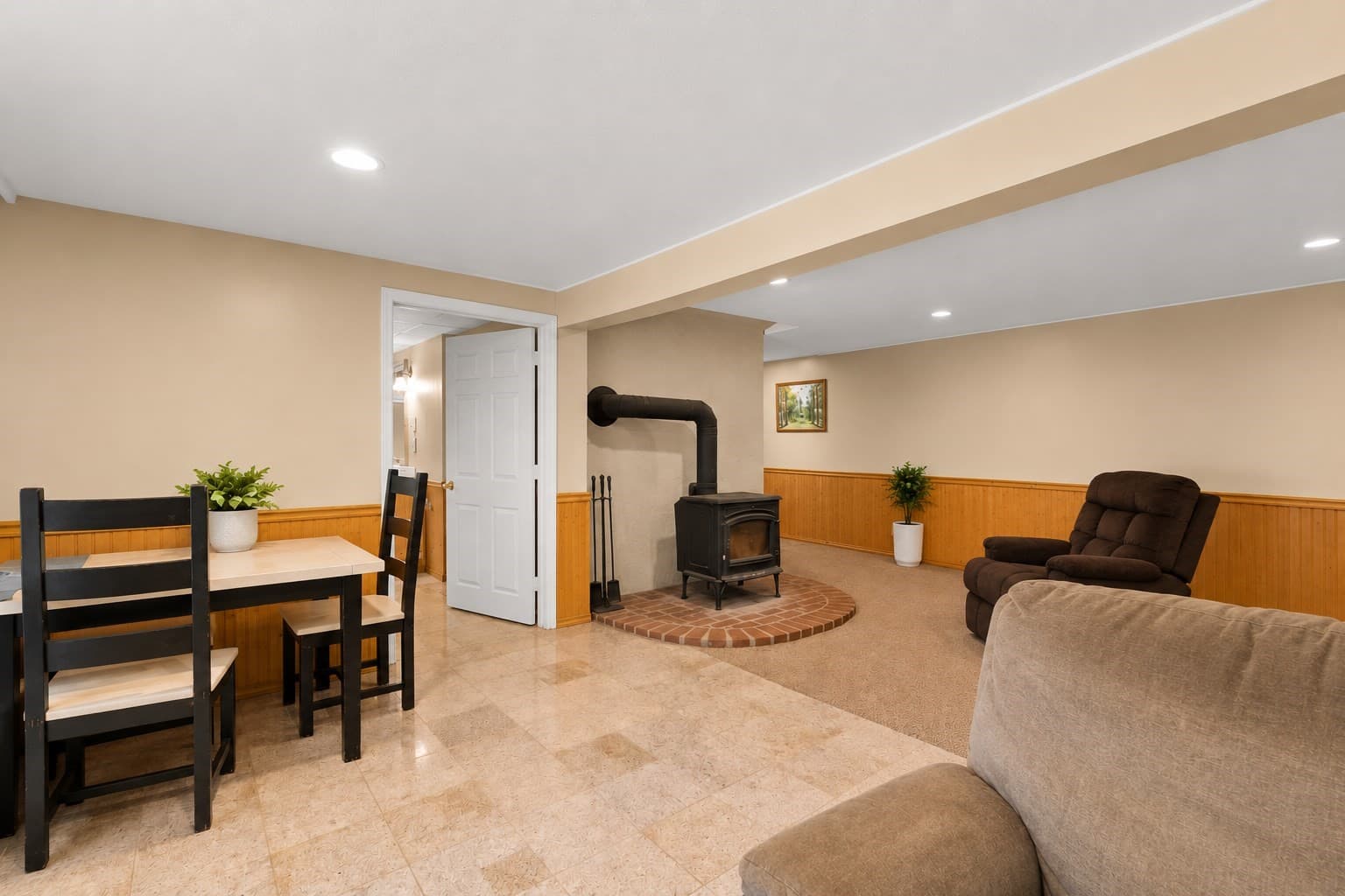 Single Family Residence at 13 Skylark Ave, Plymouth MA 02360, photo 35 of 40