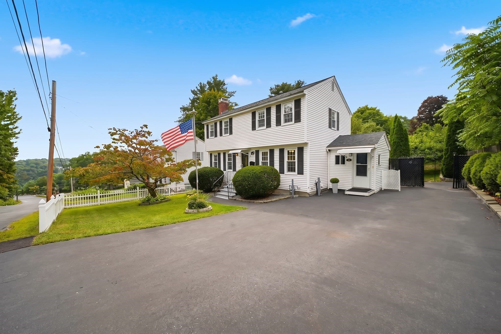 76 Mount Pleasant, Lowell MA 01850
